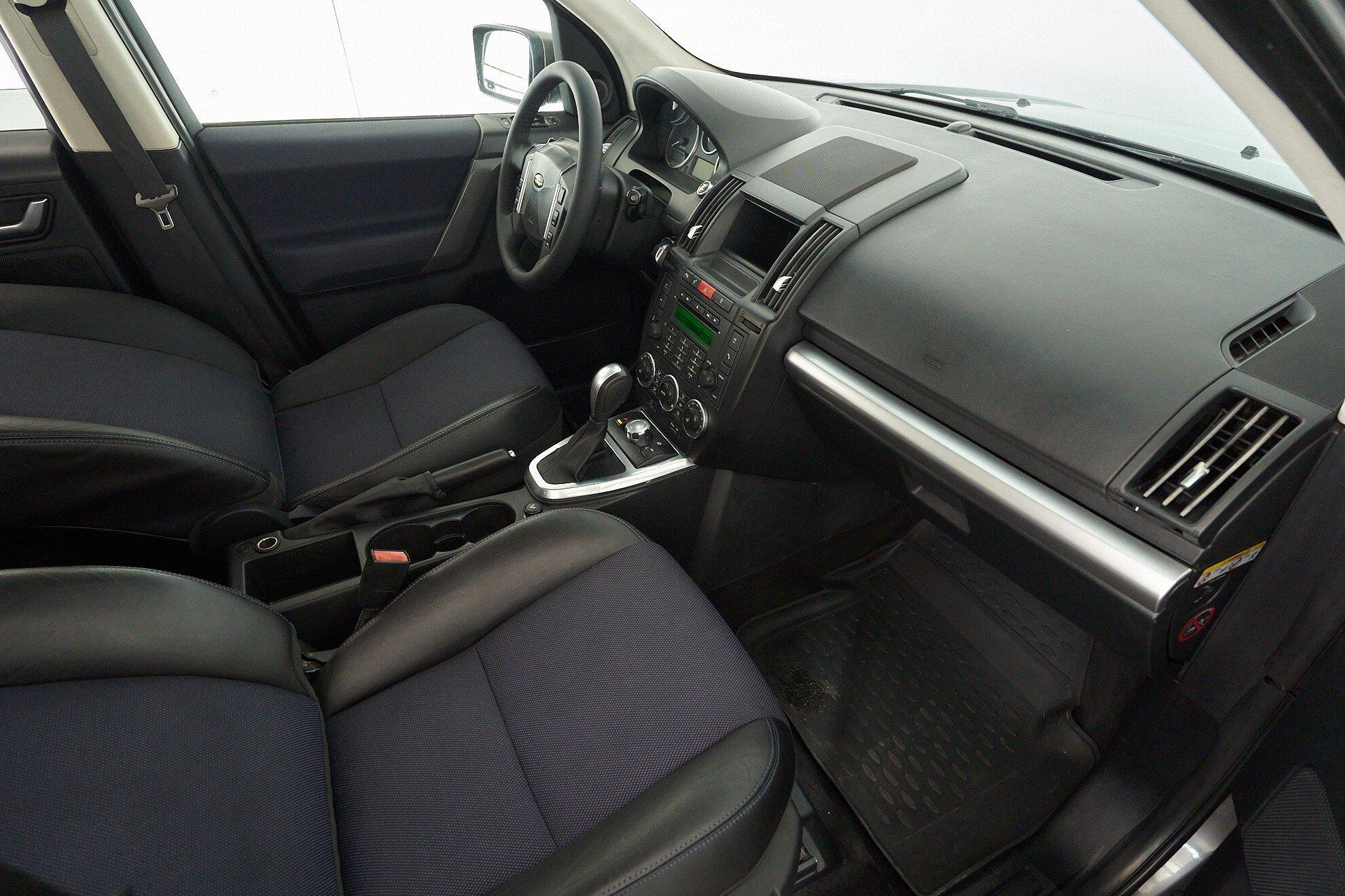 Land Rover Freelander 2009, серый
