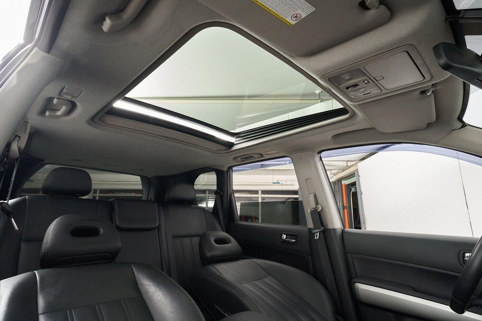 Nissan X-Trail 2013, черный