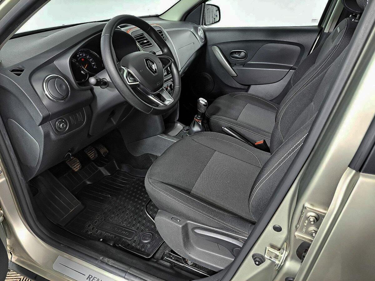 Renault Sandero 2022, серебряный