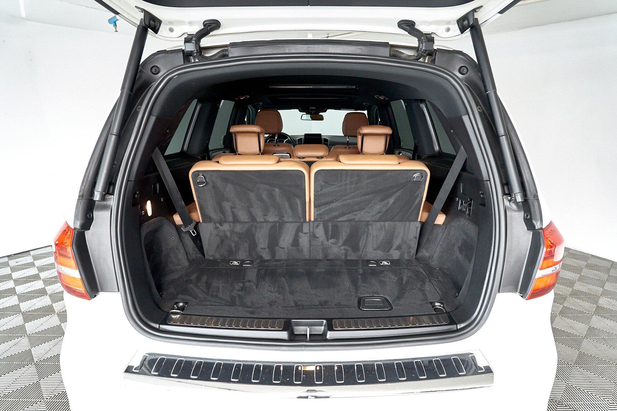 Mercedes-Benz GLS 2016, белый