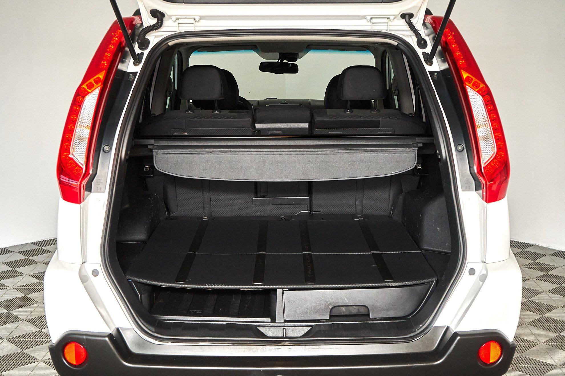 Nissan X-Trail 2013, белый