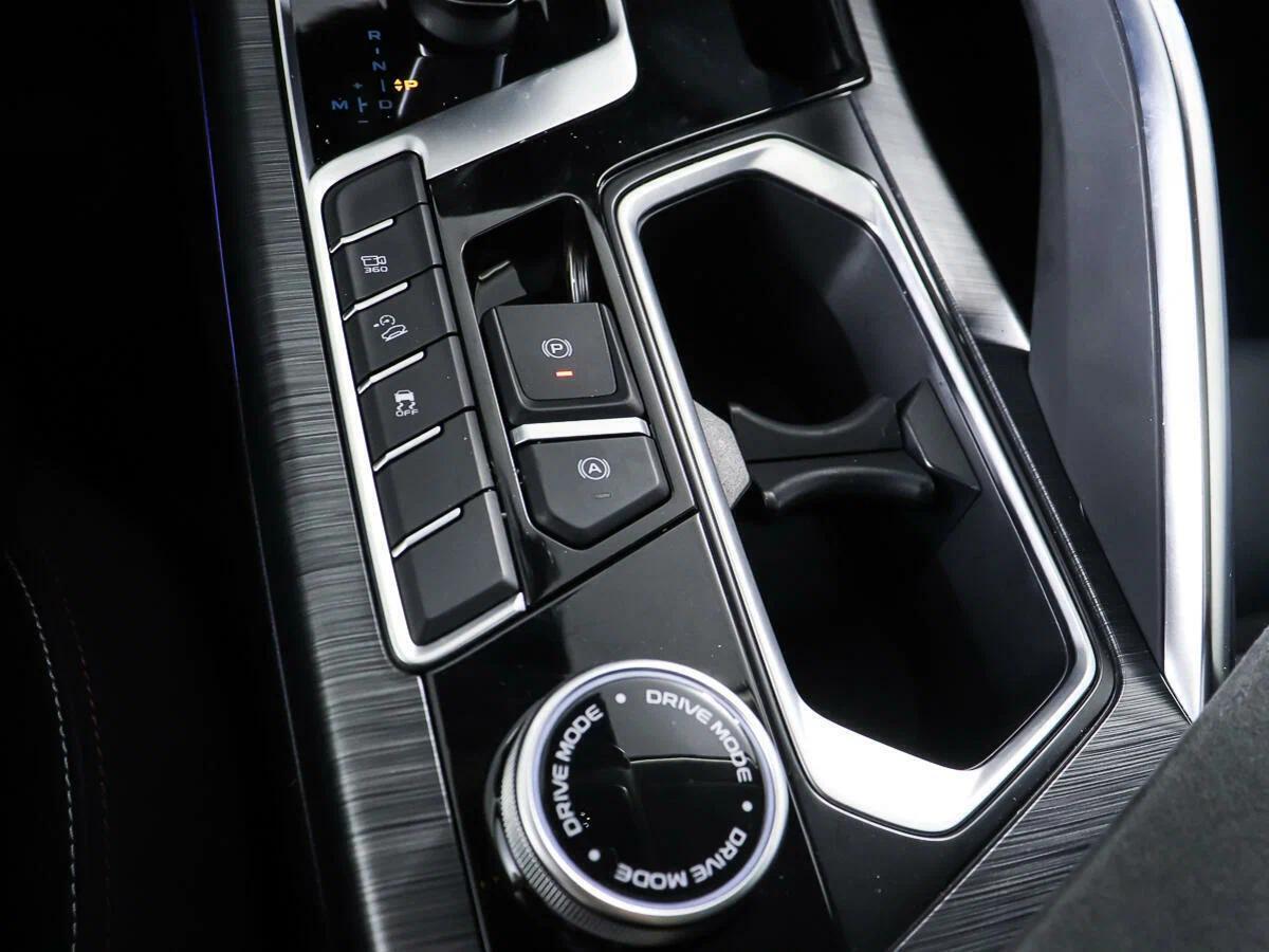 Geely Tugella 2021, серый