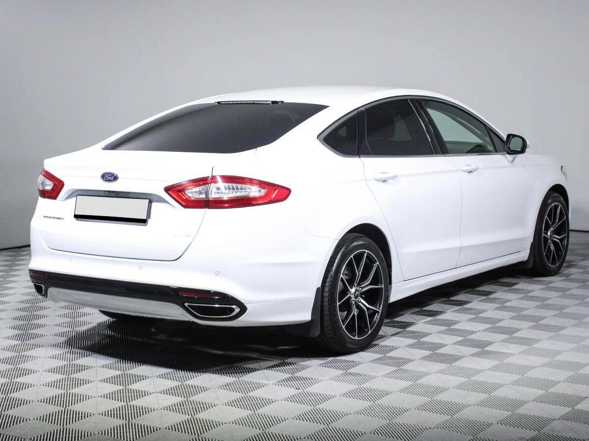 Ford Mondeo 2015, белый