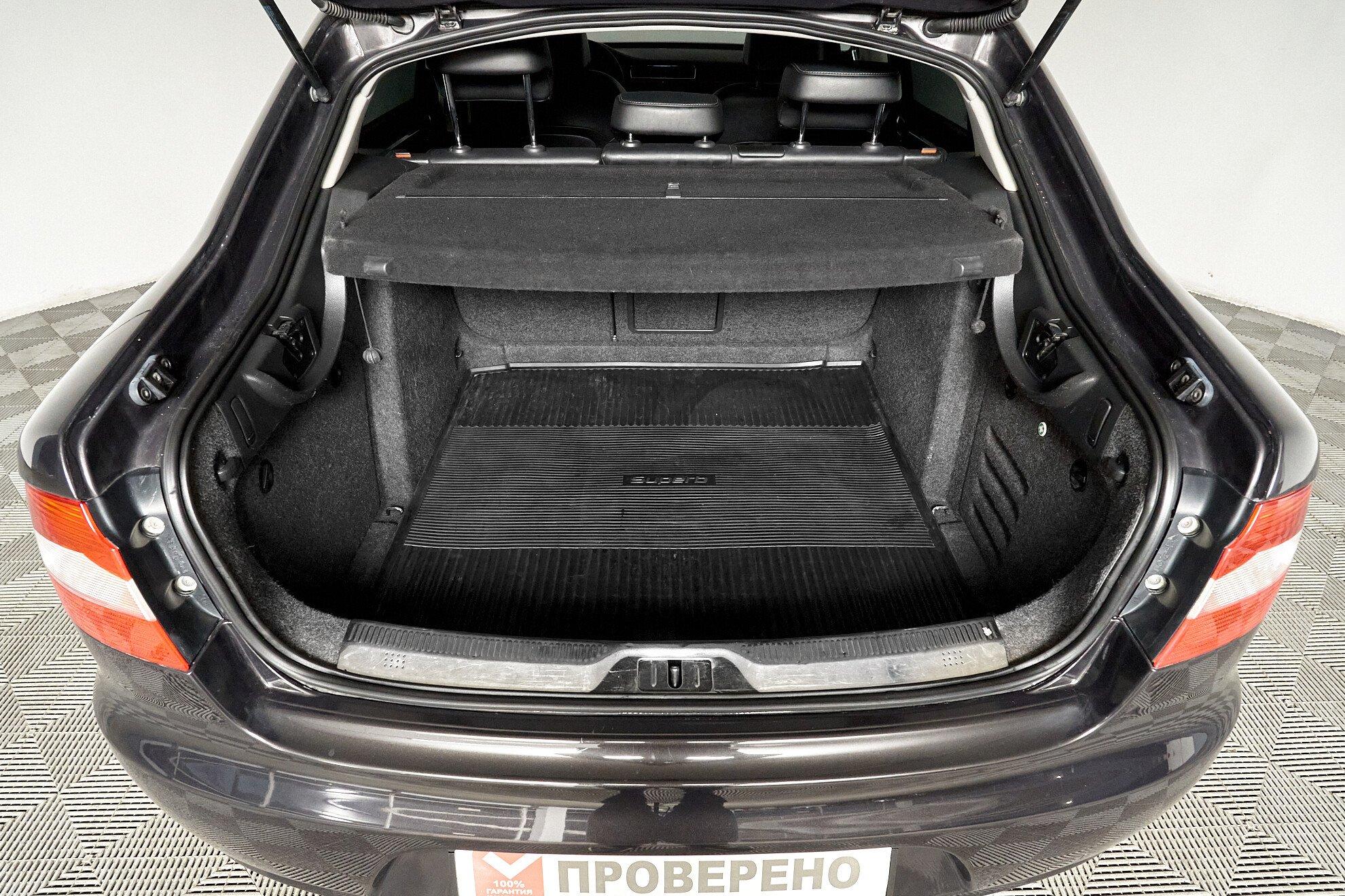 Skoda Superb 2011, коричневый