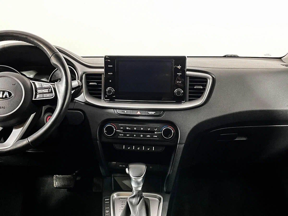 Kia XCeed 2020, серый
