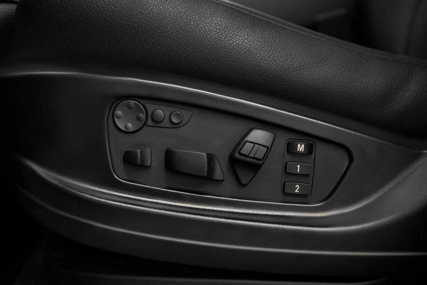 BMW X5 2010, черный