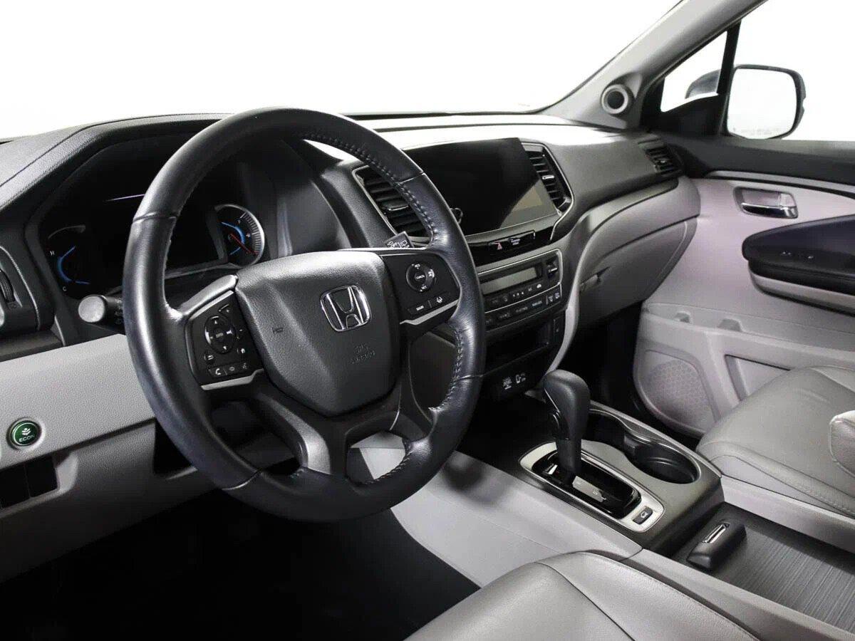 Honda Pilot 2020, серый