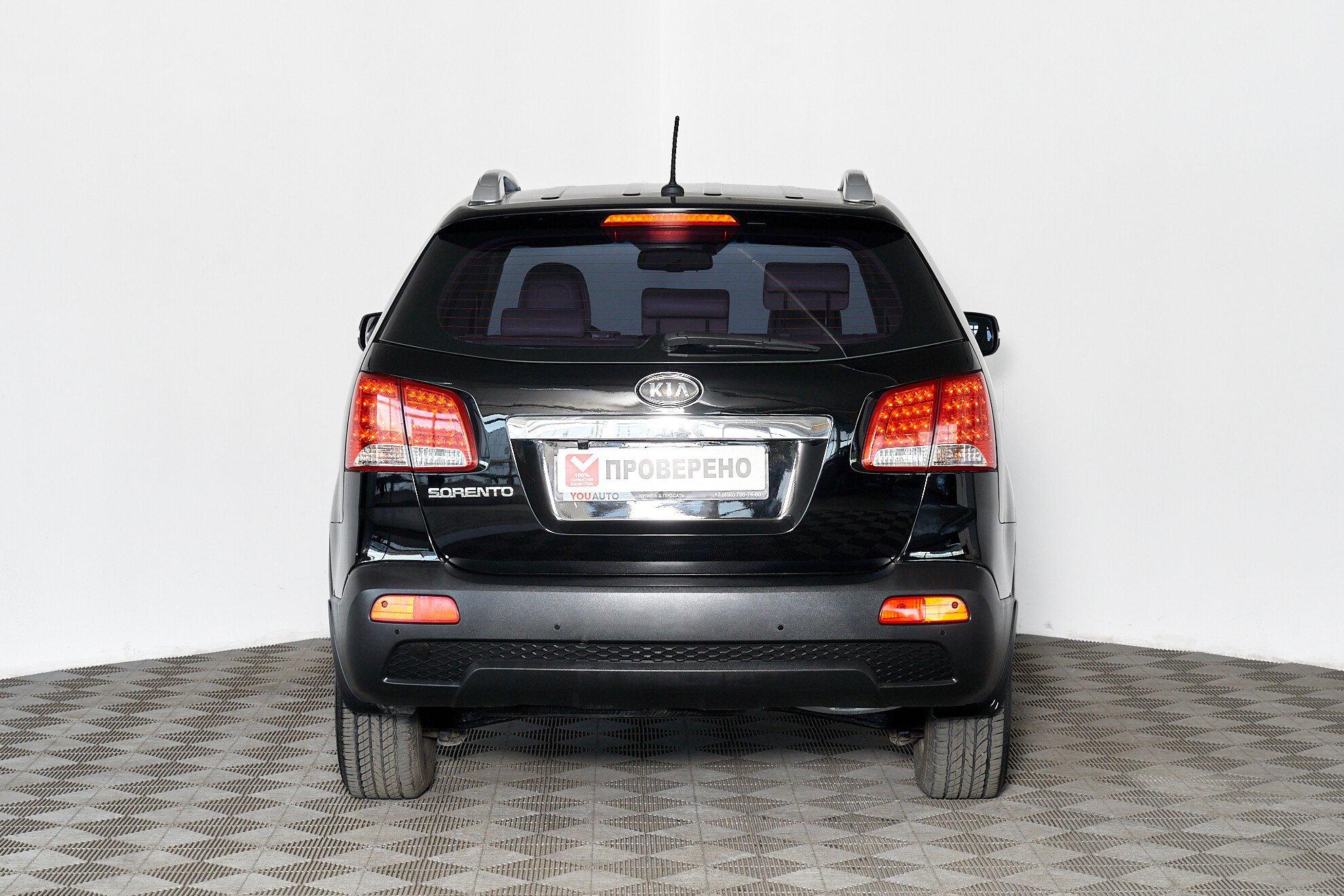Kia Sorento 2011, черный