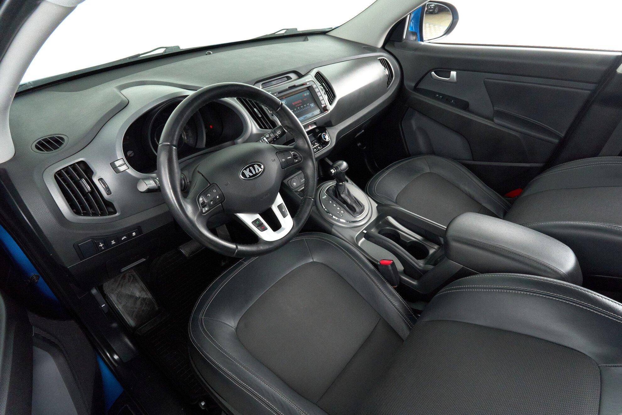 Kia Sportage 2011, синий