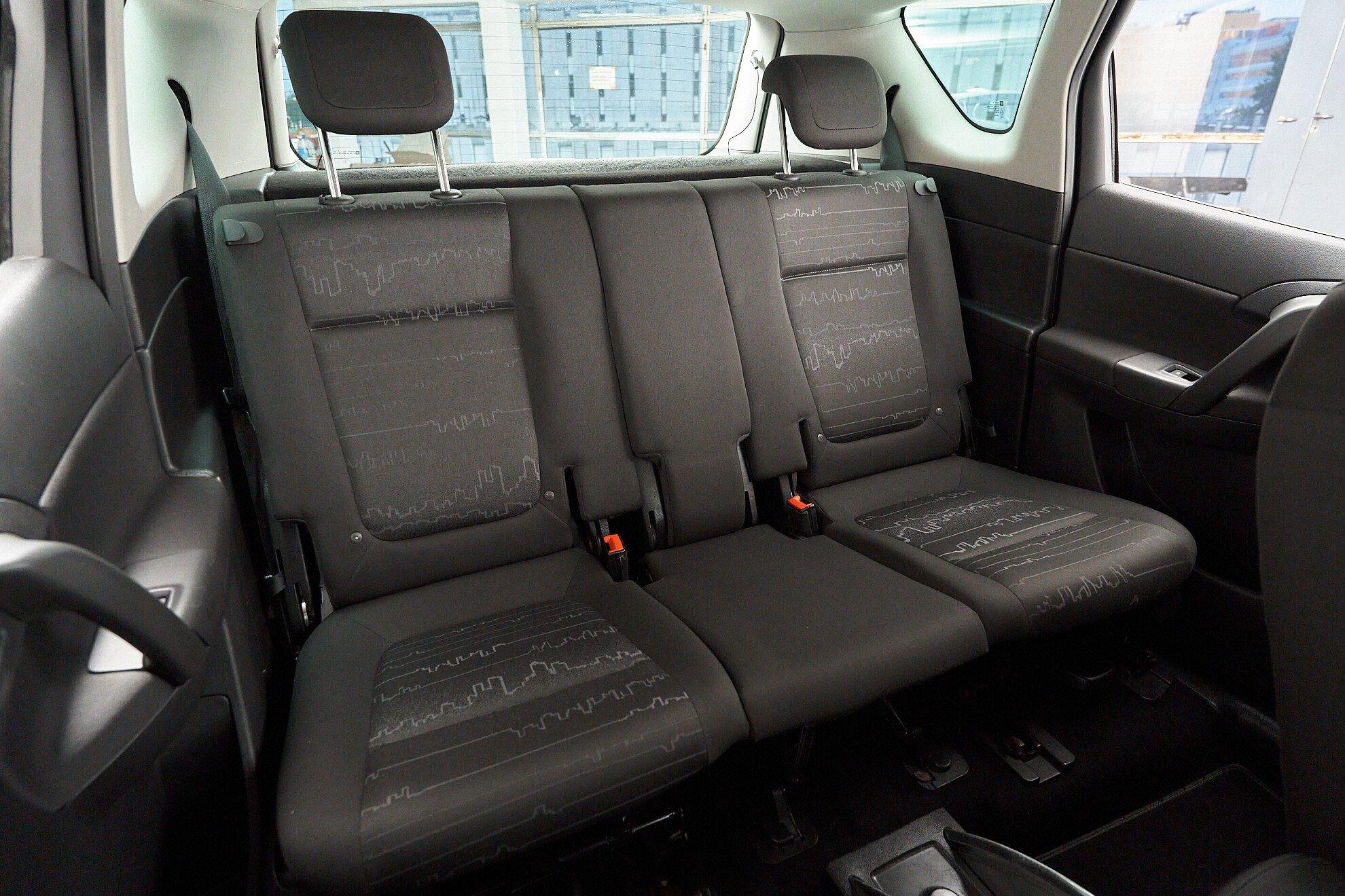 Opel Meriva 2012, белый