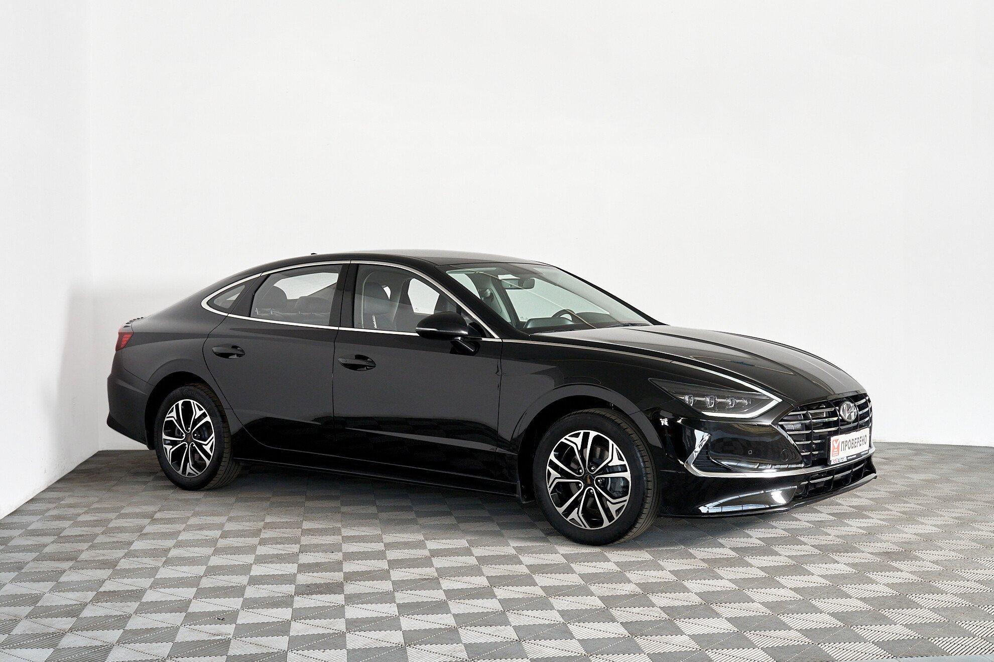 Hyundai Sonata 2019, черный