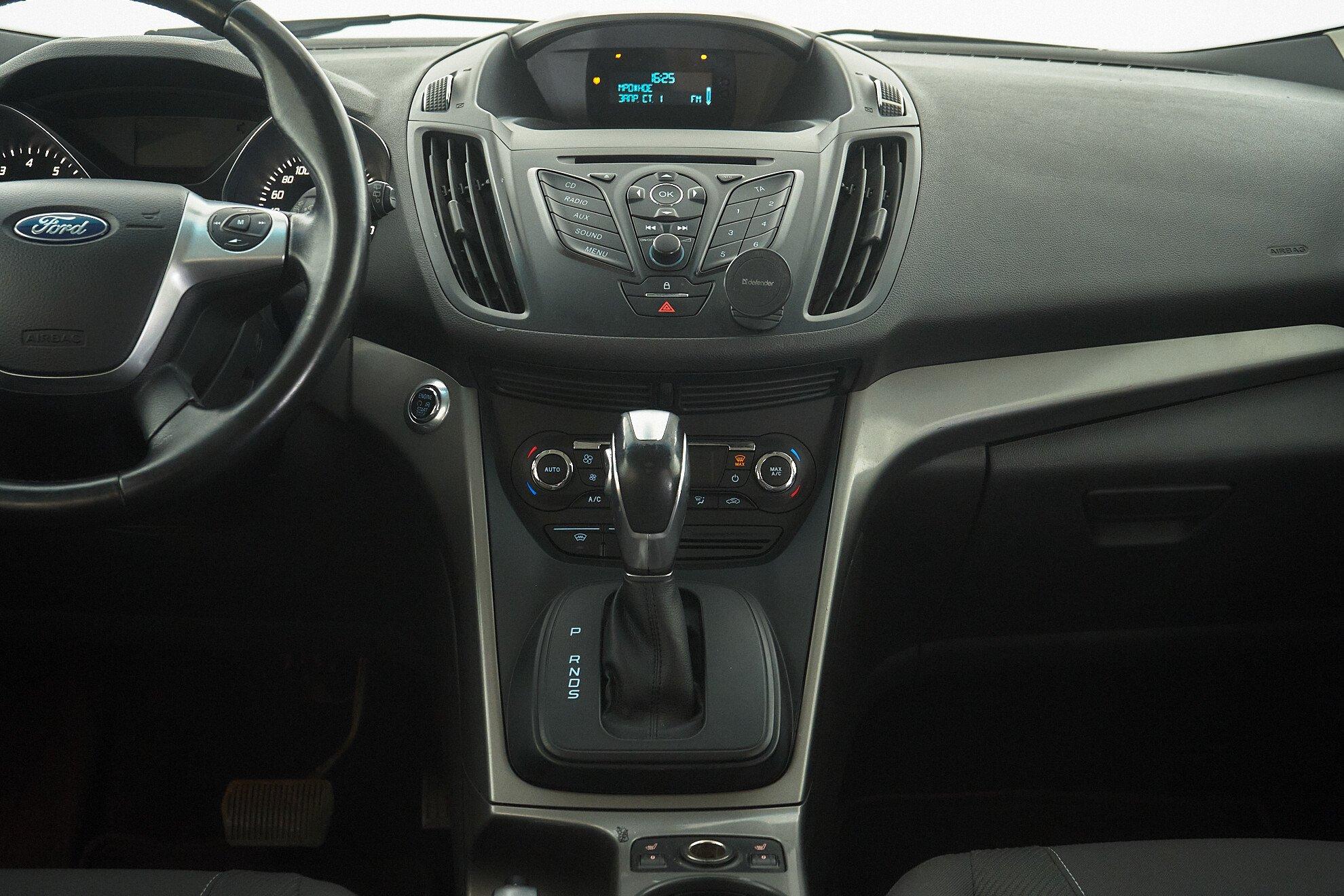 Ford Kuga 2016, черный