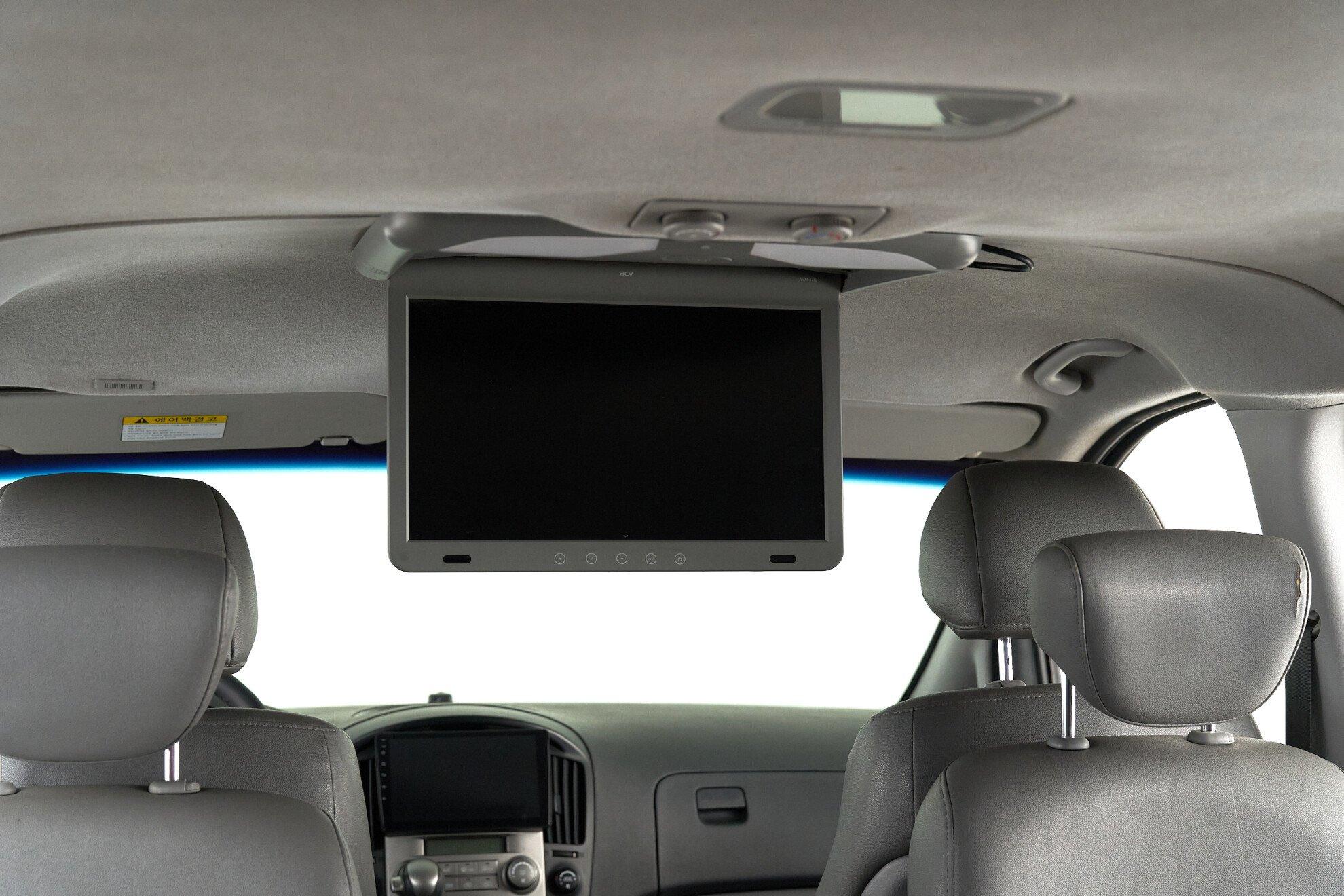 Hyundai Grand Starex 2011, черный
