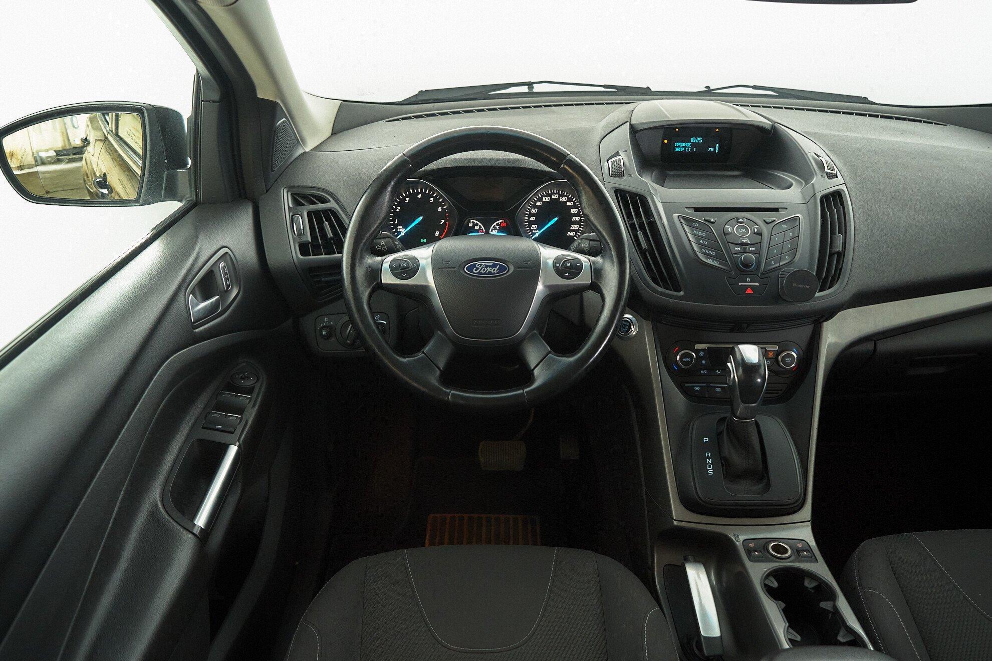 Ford Kuga 2016, черный
