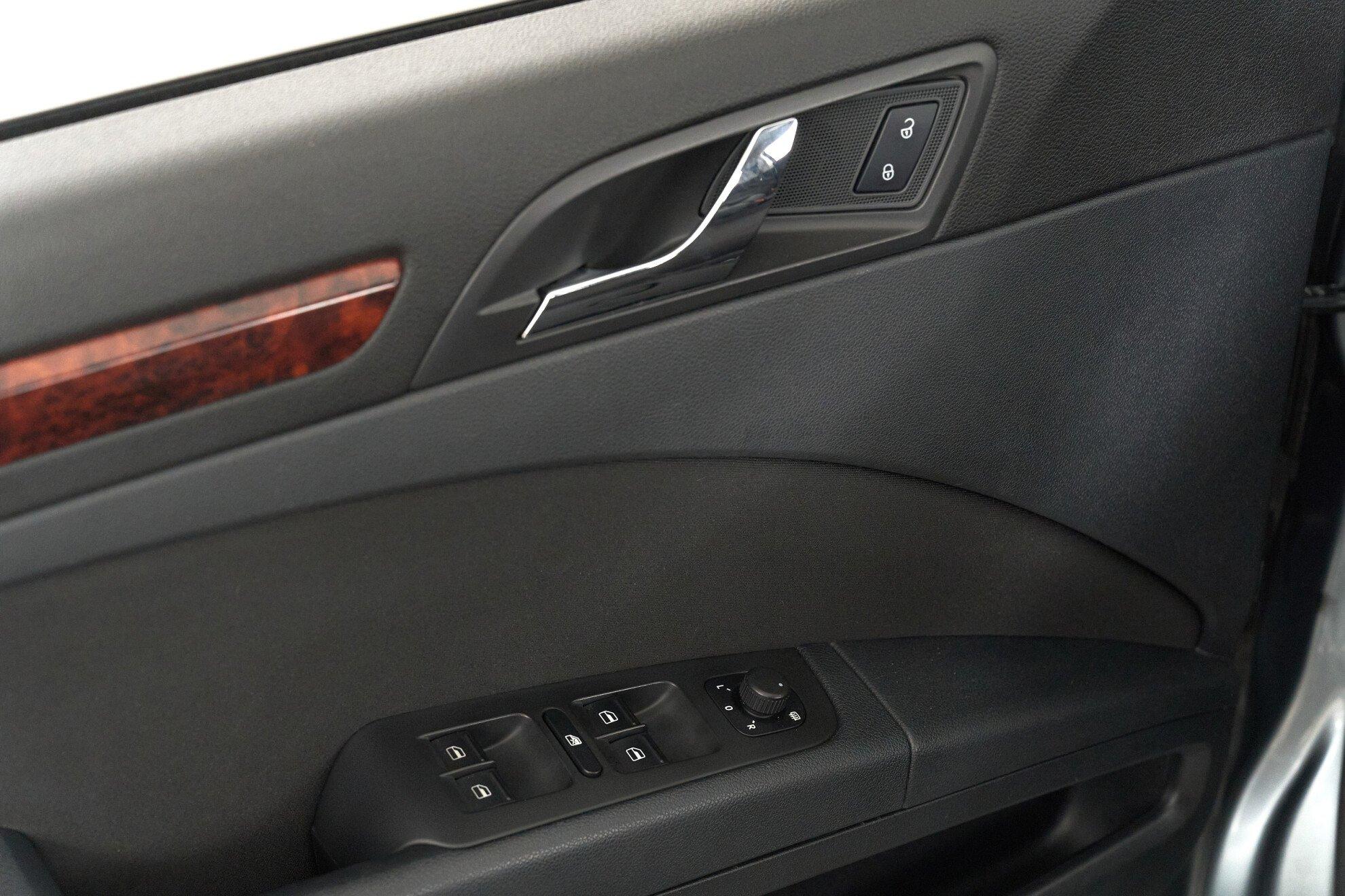 Skoda Superb 2011, серый