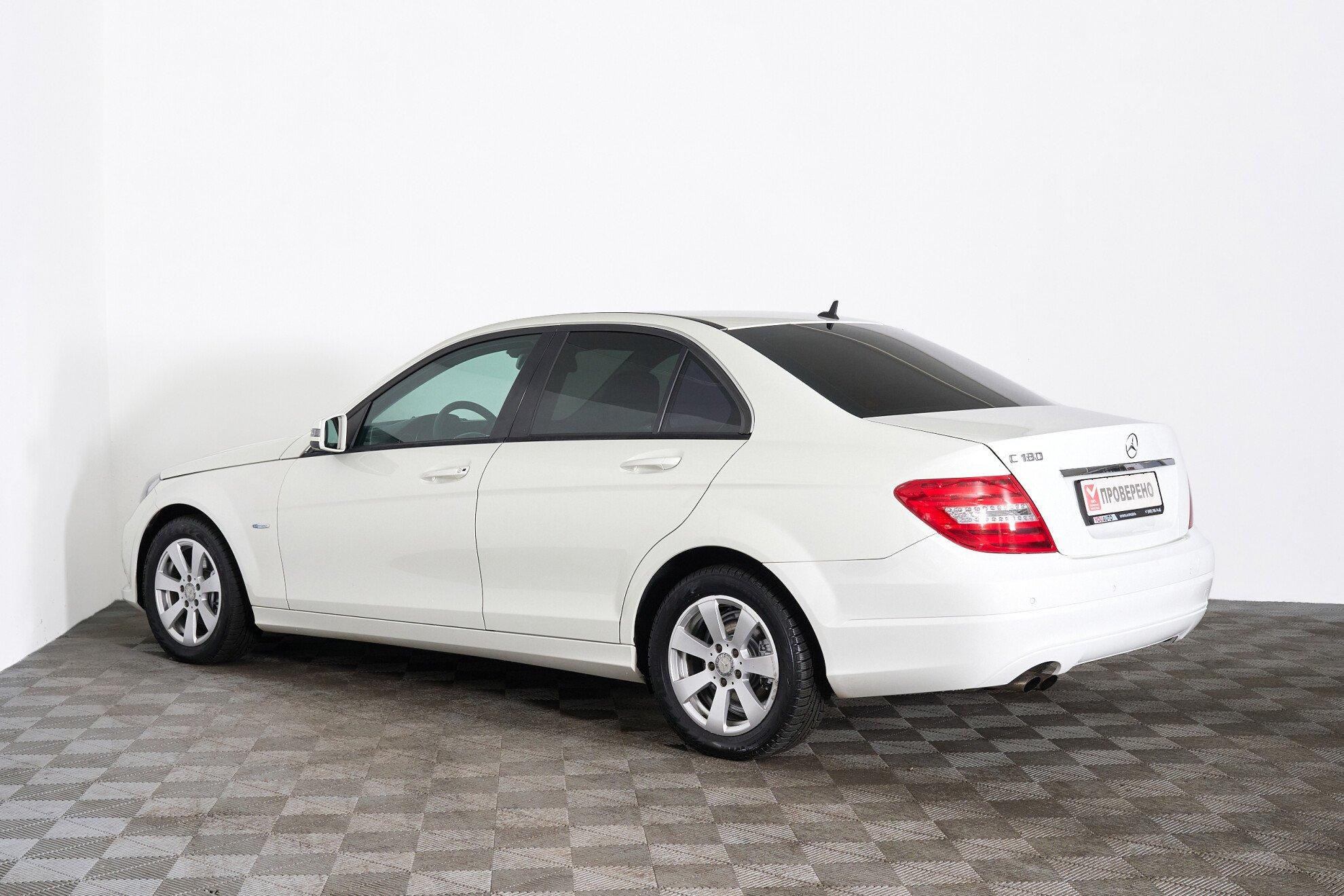 Mercedes-Benz C-Класс 2012, белый