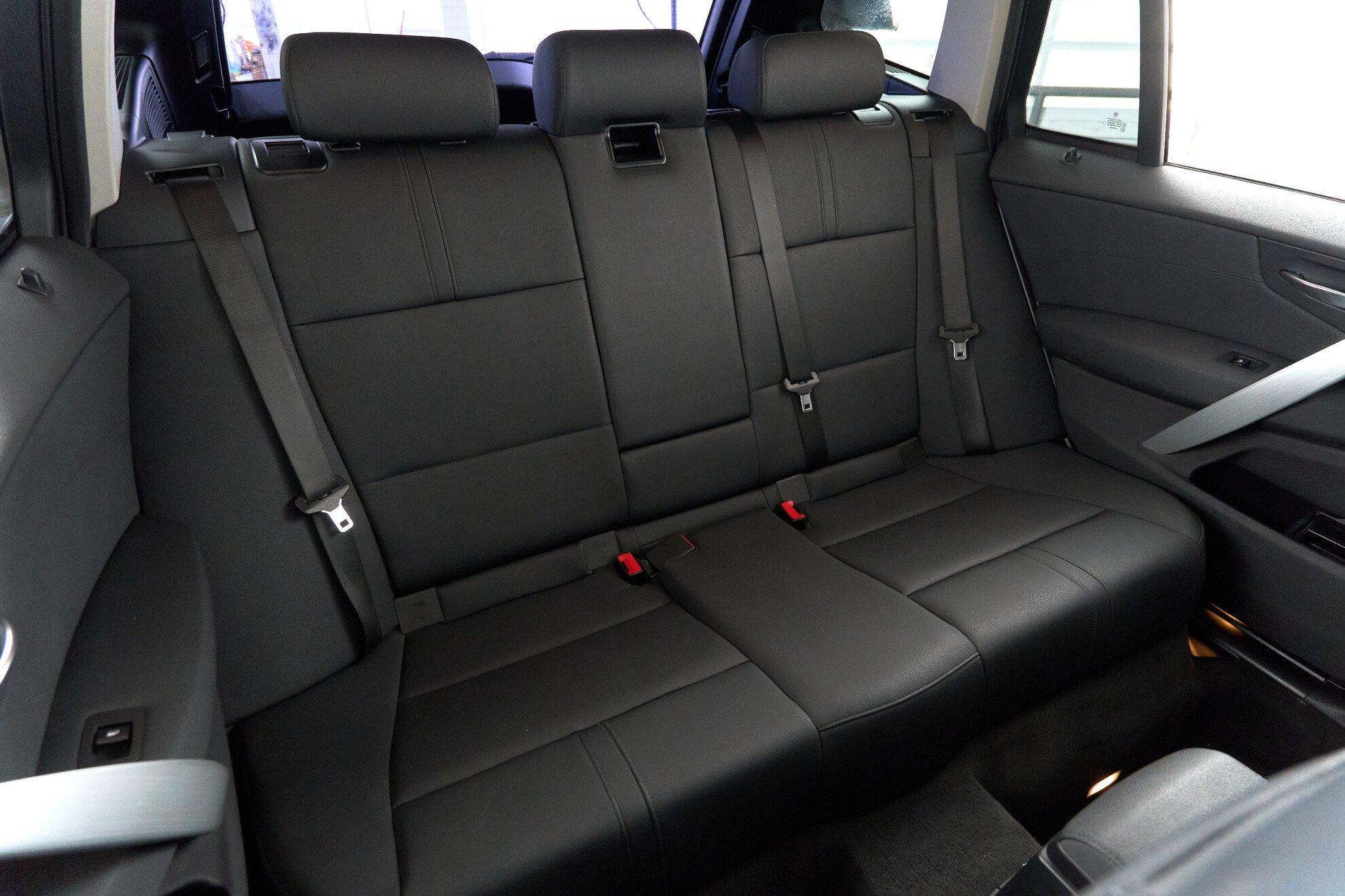 BMW X3 2010, черный