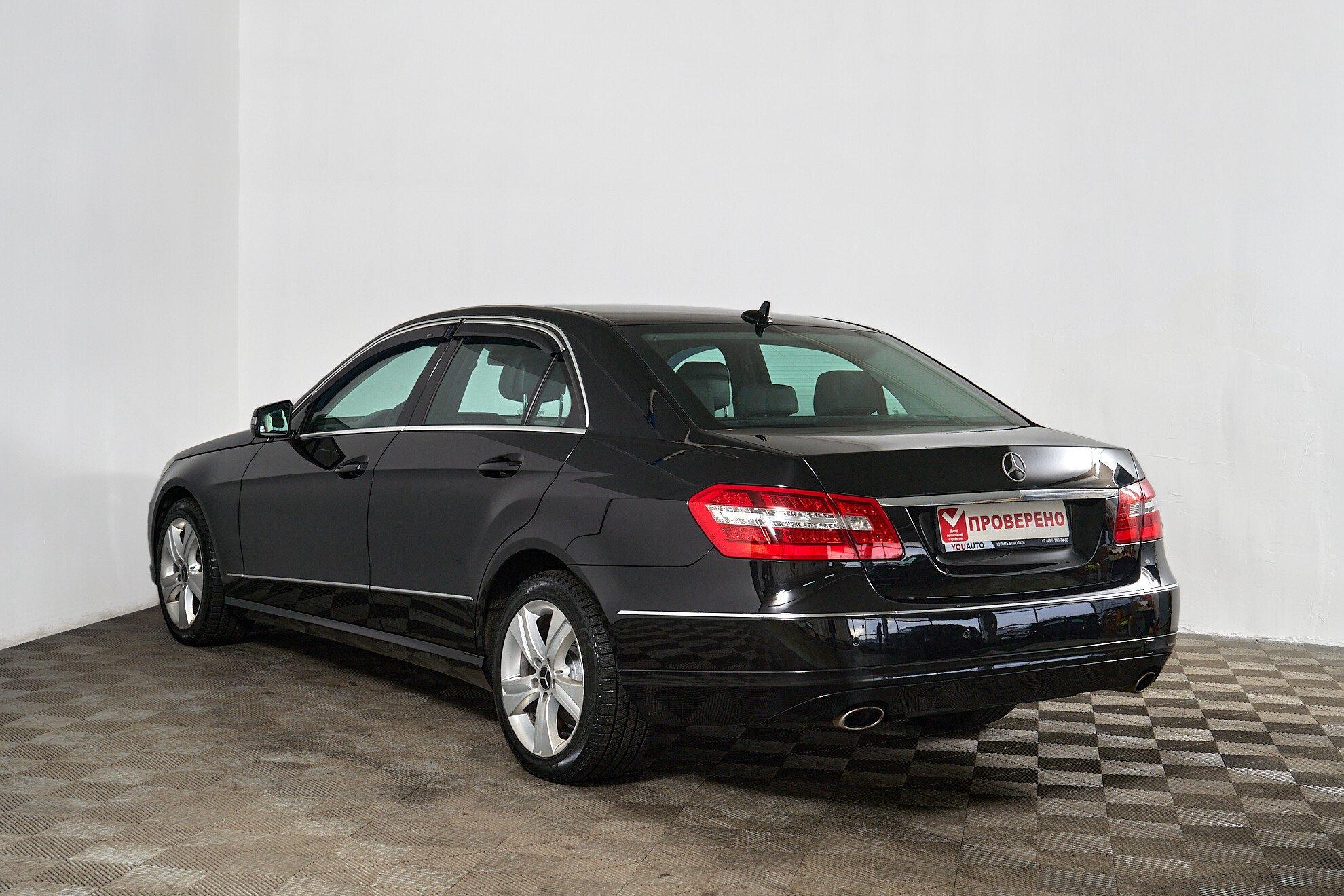 Mercedes-Benz E-Класс 2011, черный