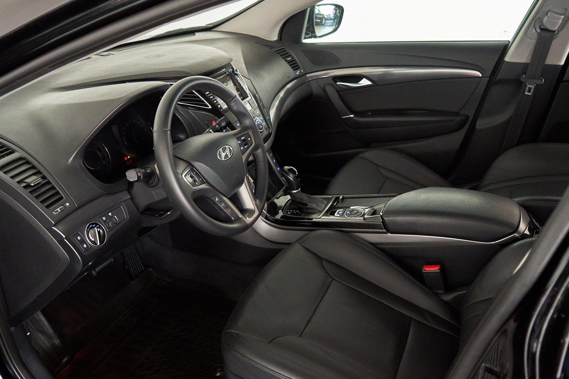 Hyundai i40 2016, черный