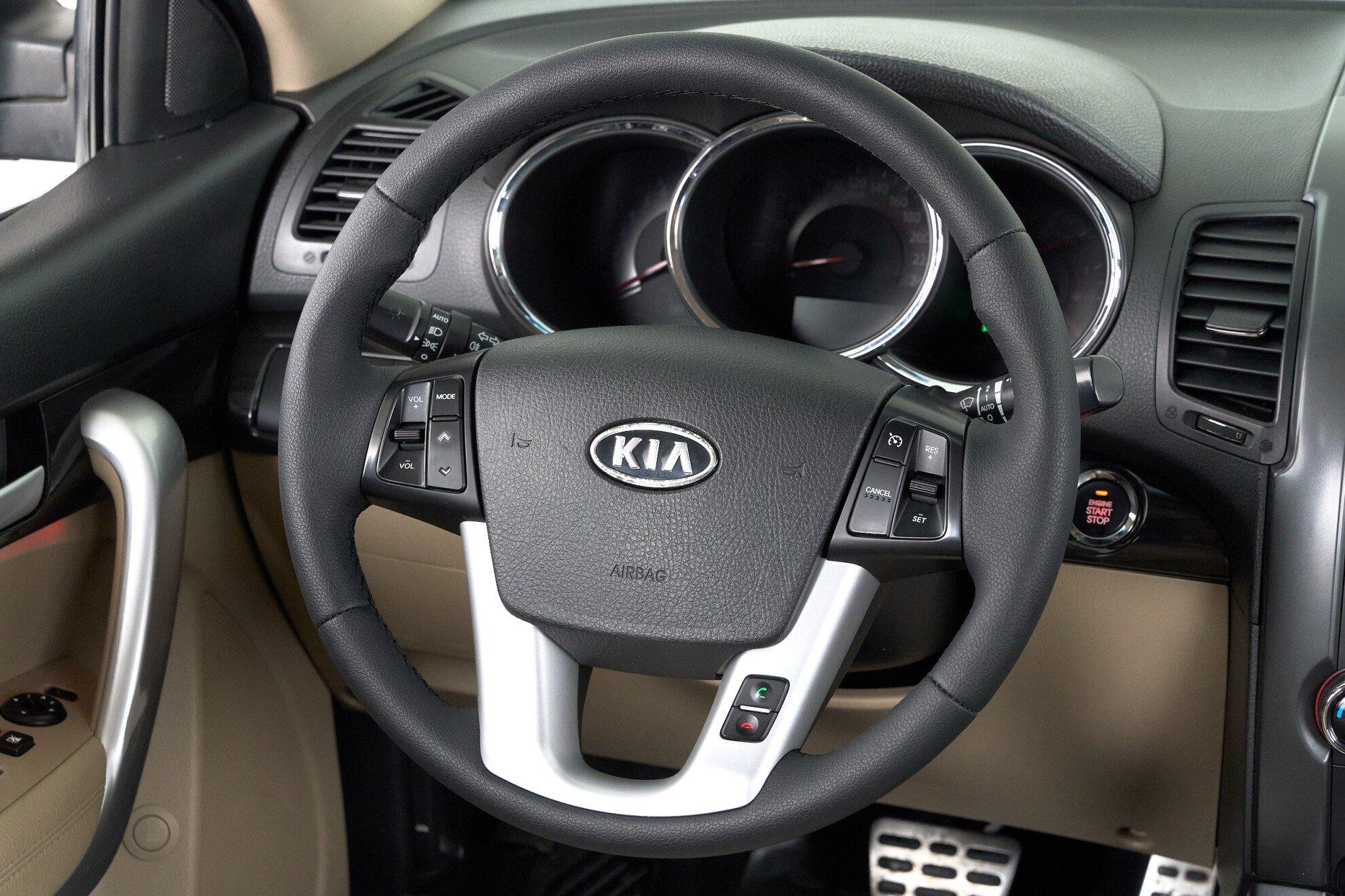 Kia Sorento 2010, черный