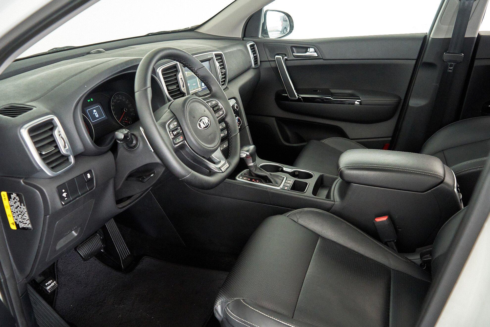 Kia Sportage 2016, белый