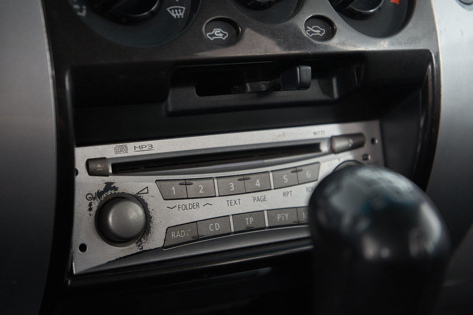 Mitsubishi Pajero Sport 2012, черный