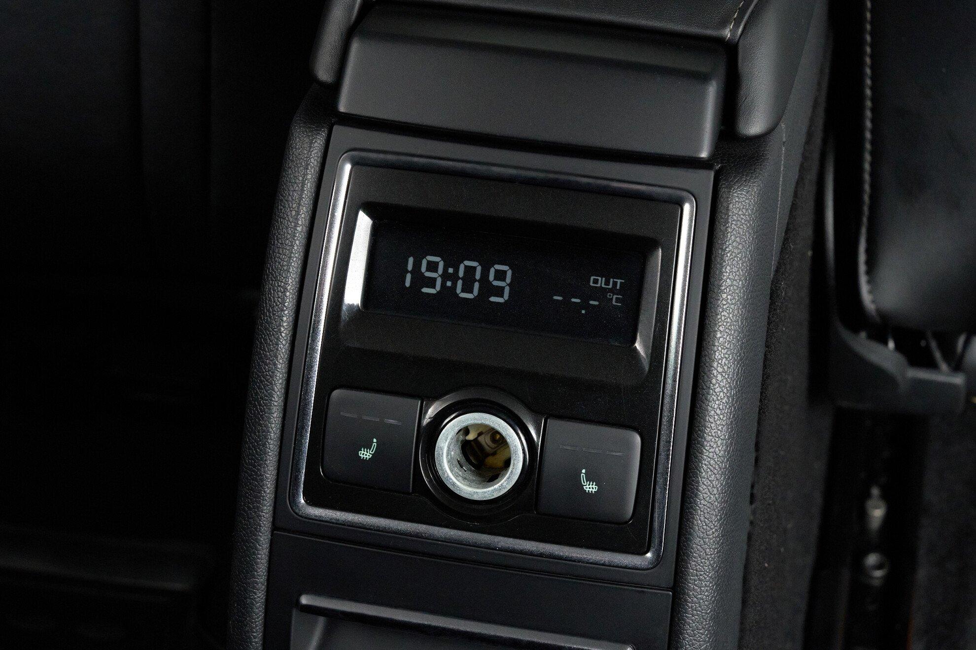 Skoda Superb 2014, черный