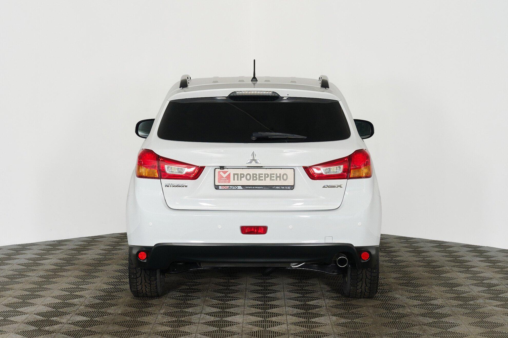 Mitsubishi ASX 2014, белый