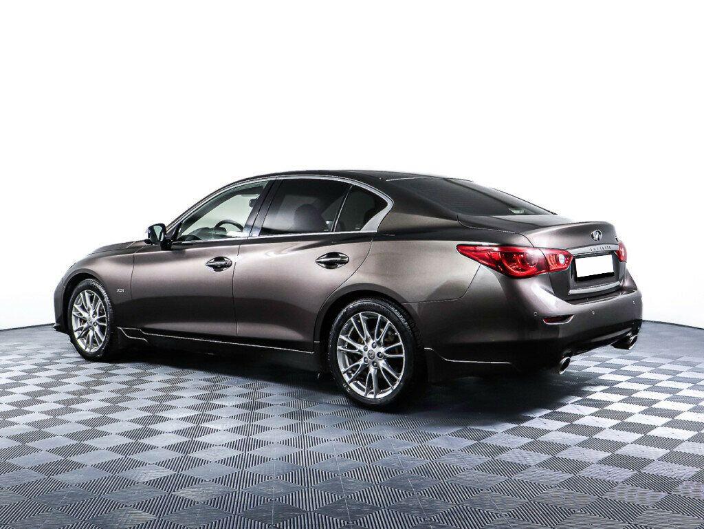 Infiniti Q50 2017, коричневый