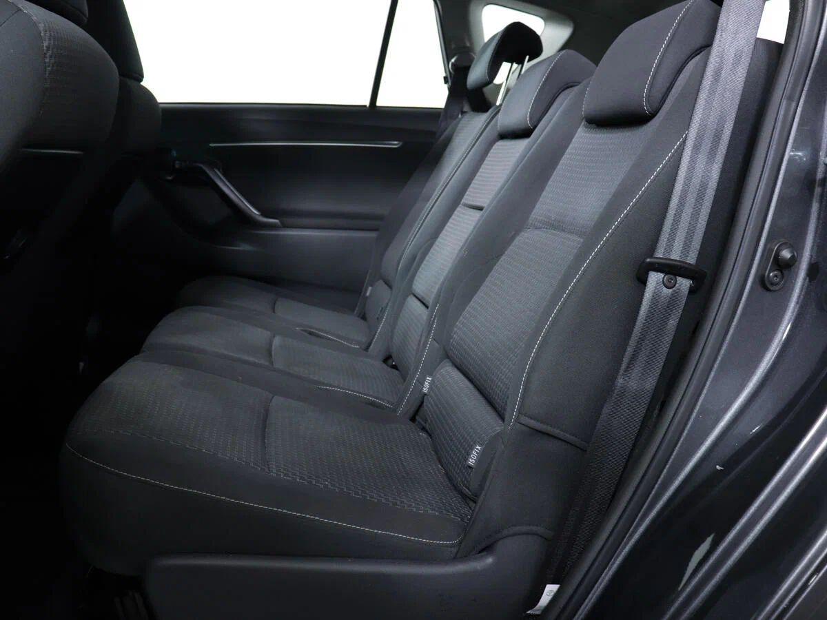 Toyota Verso 2013, серый