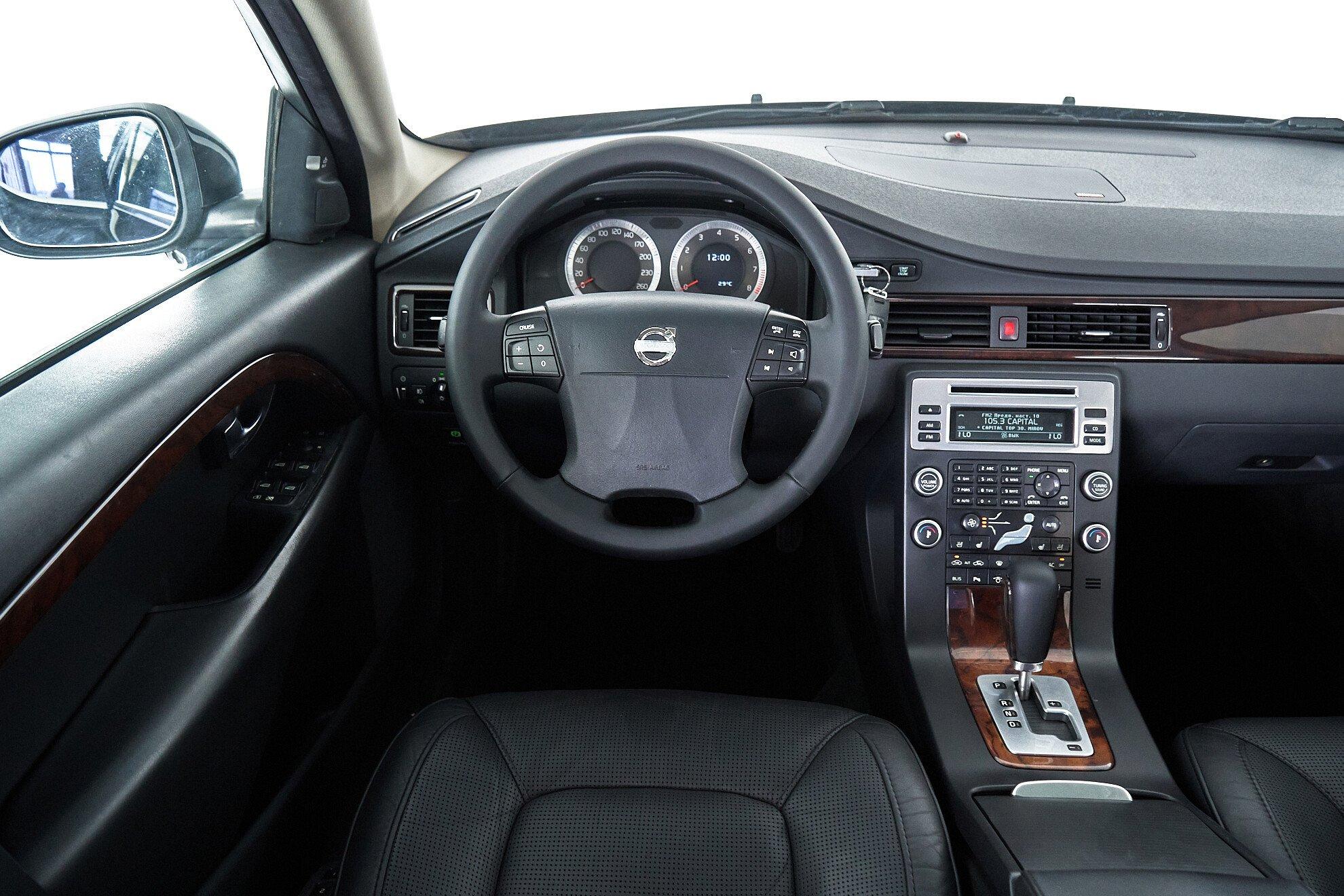 Volvo S80 2009, черный