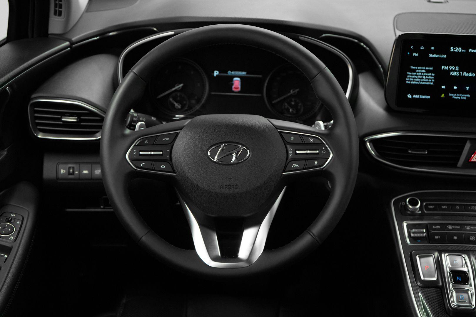 Hyundai Santa Fe 2020, черный