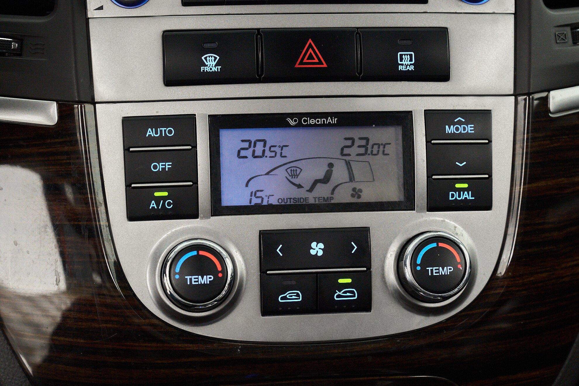 Hyundai Santa Fe 2010, черный