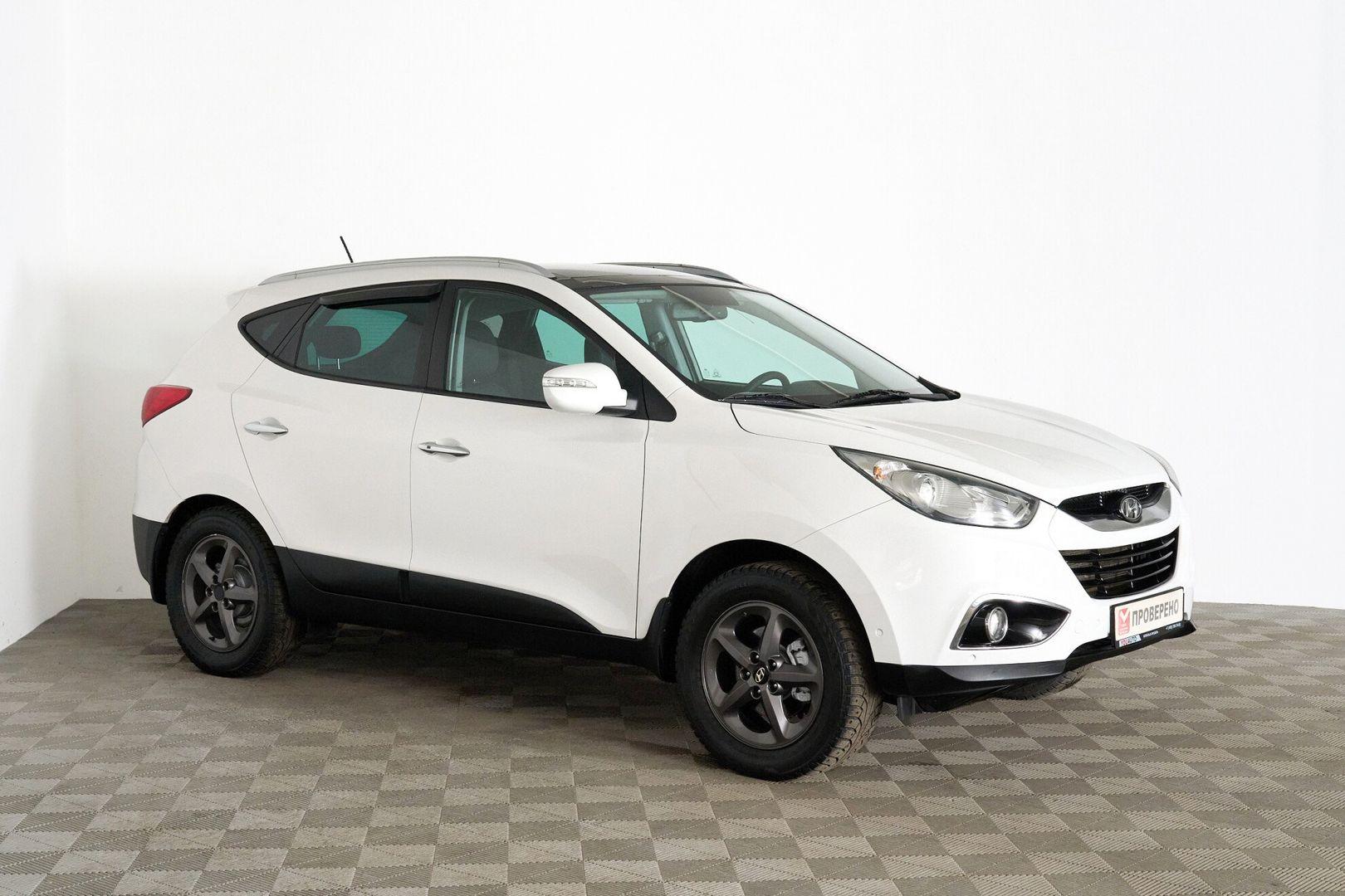 Hyundai ix35 2011, белый