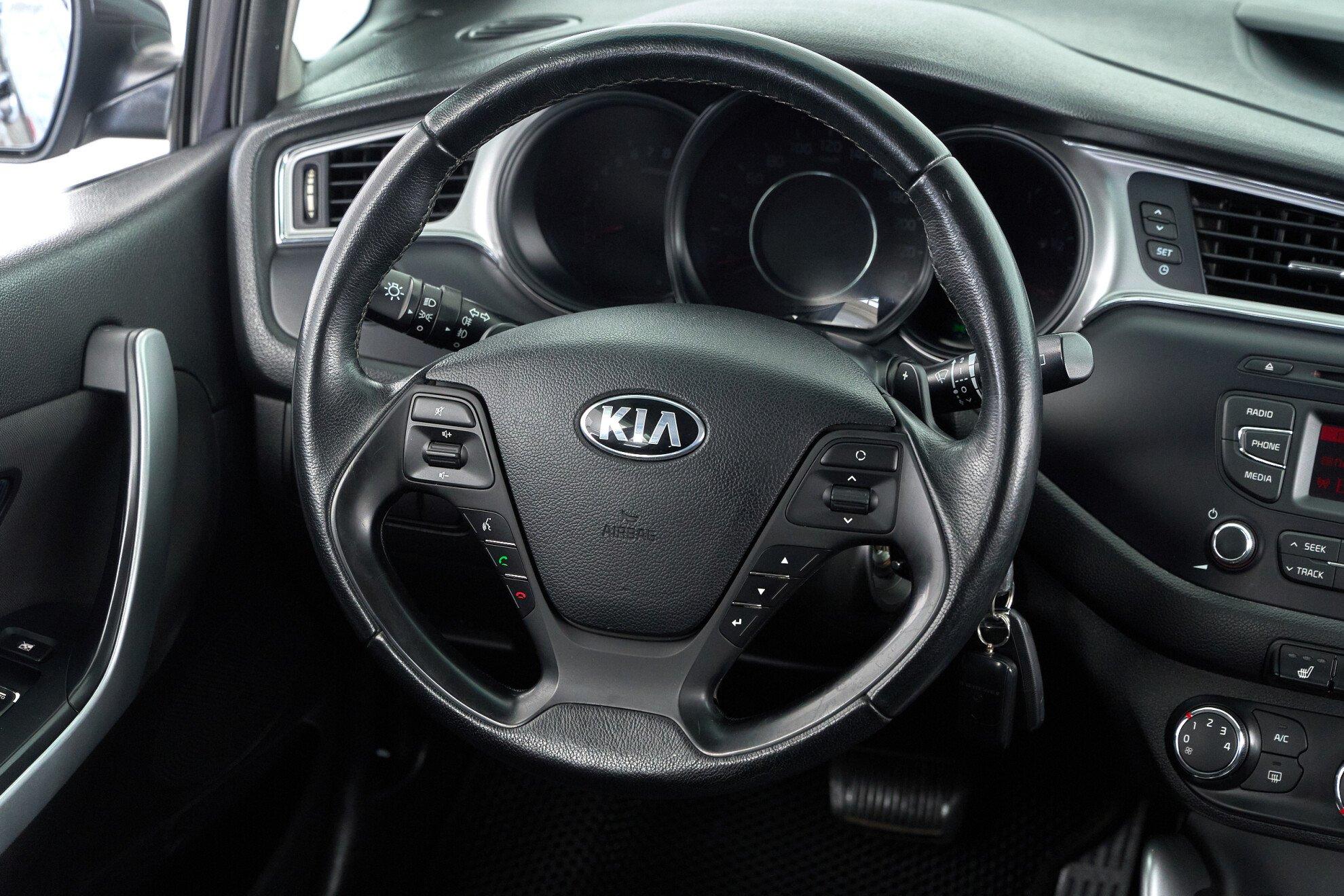 Kia Ceed 2017, серый
