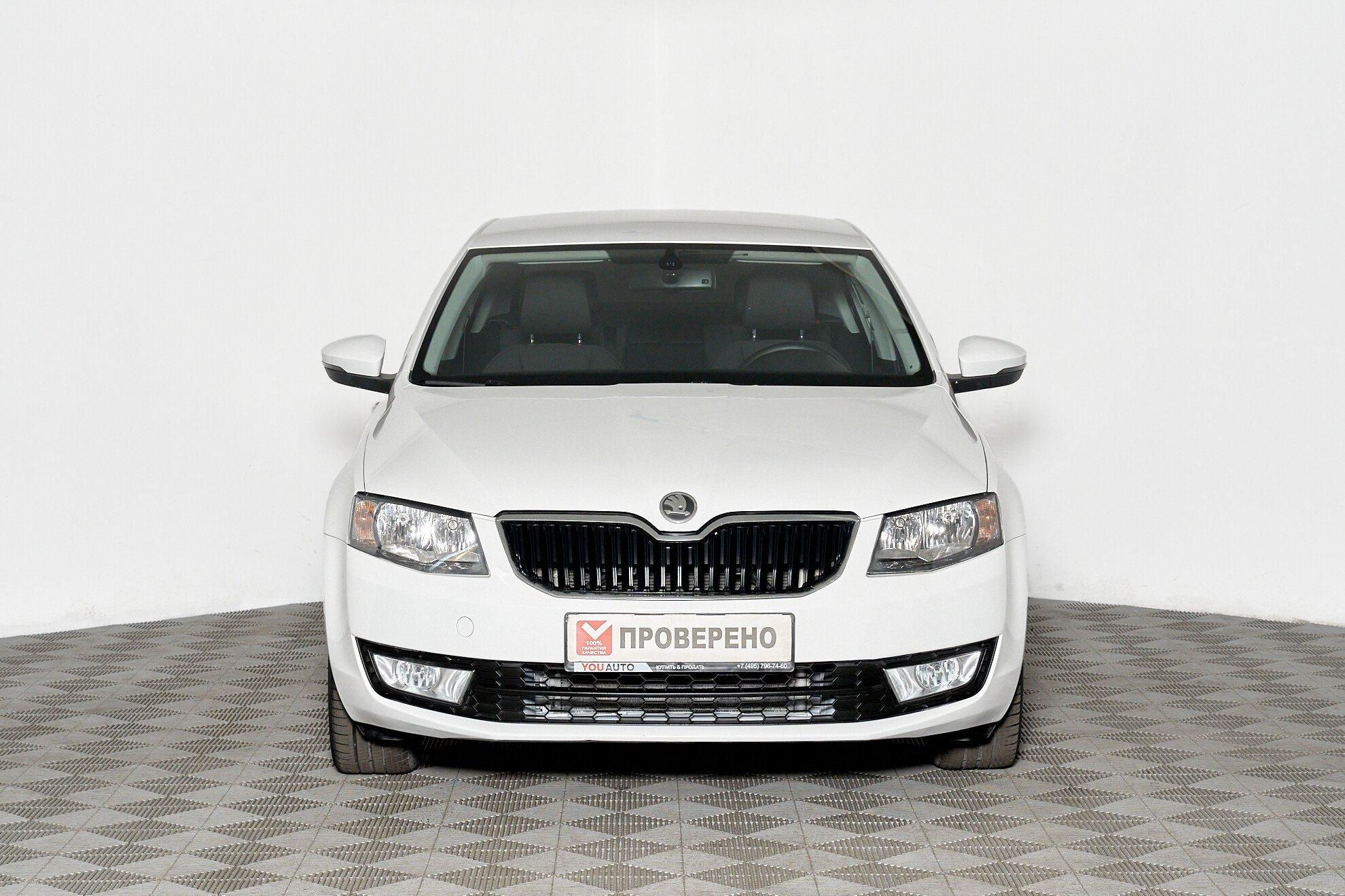Skoda Octavia 2014, белый