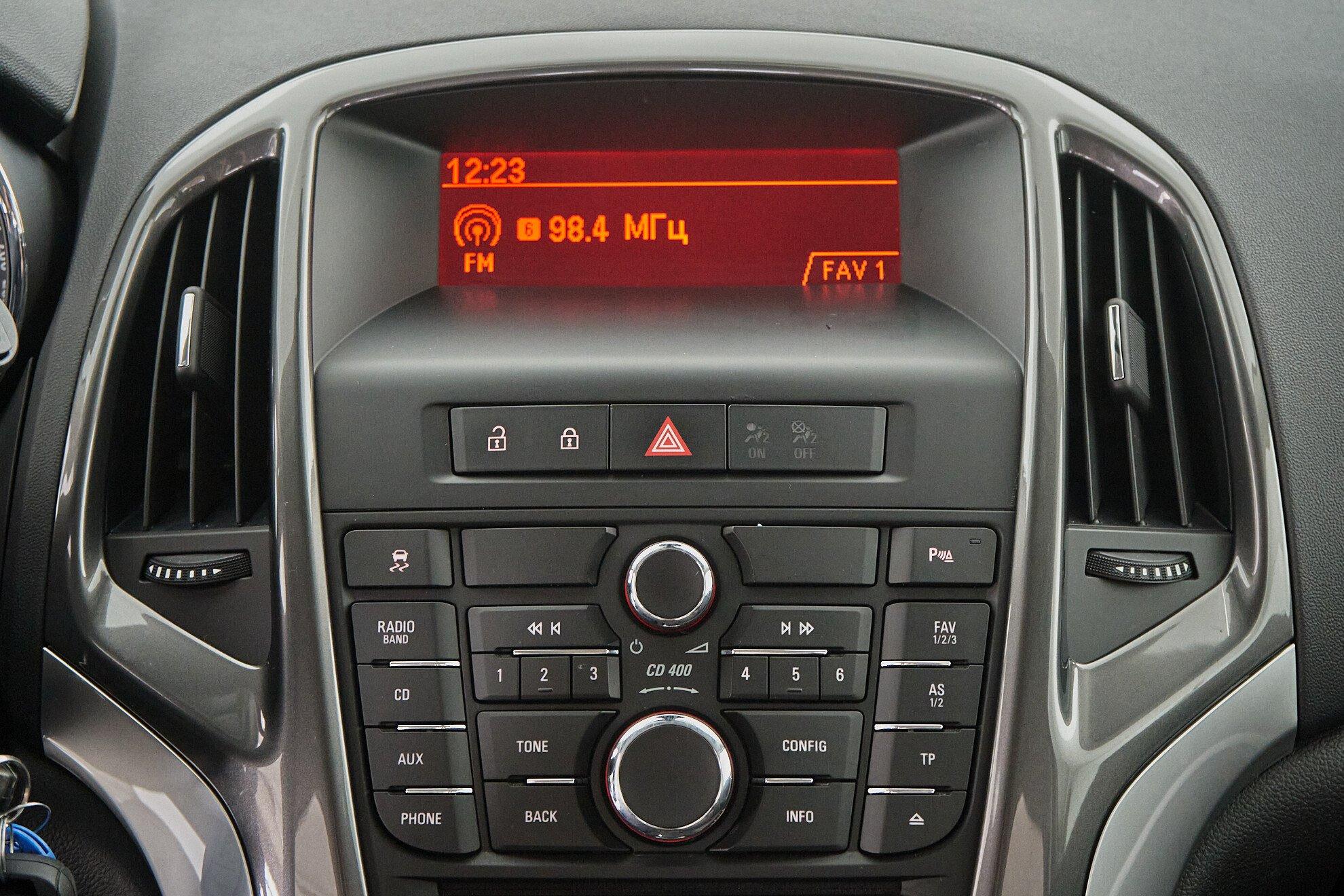 Opel Astra 2013, синий