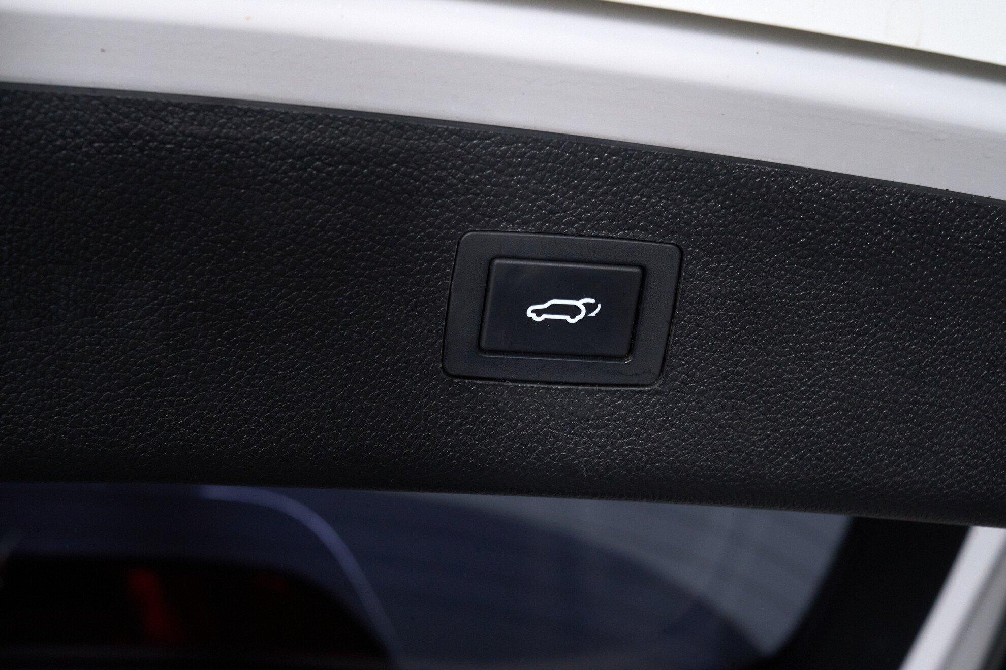 Hyundai i40 2012, белый