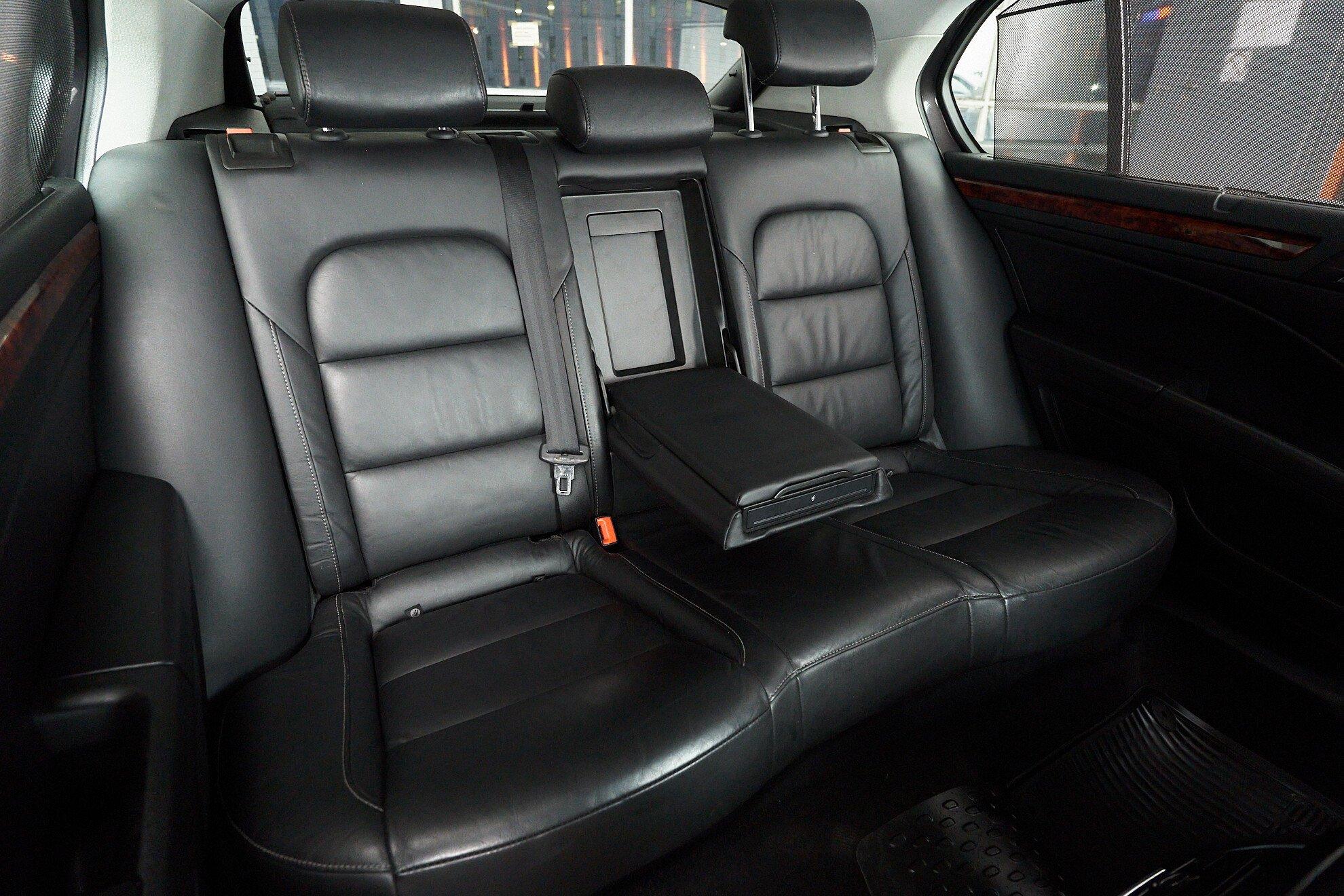 Skoda Superb 2011, коричневый