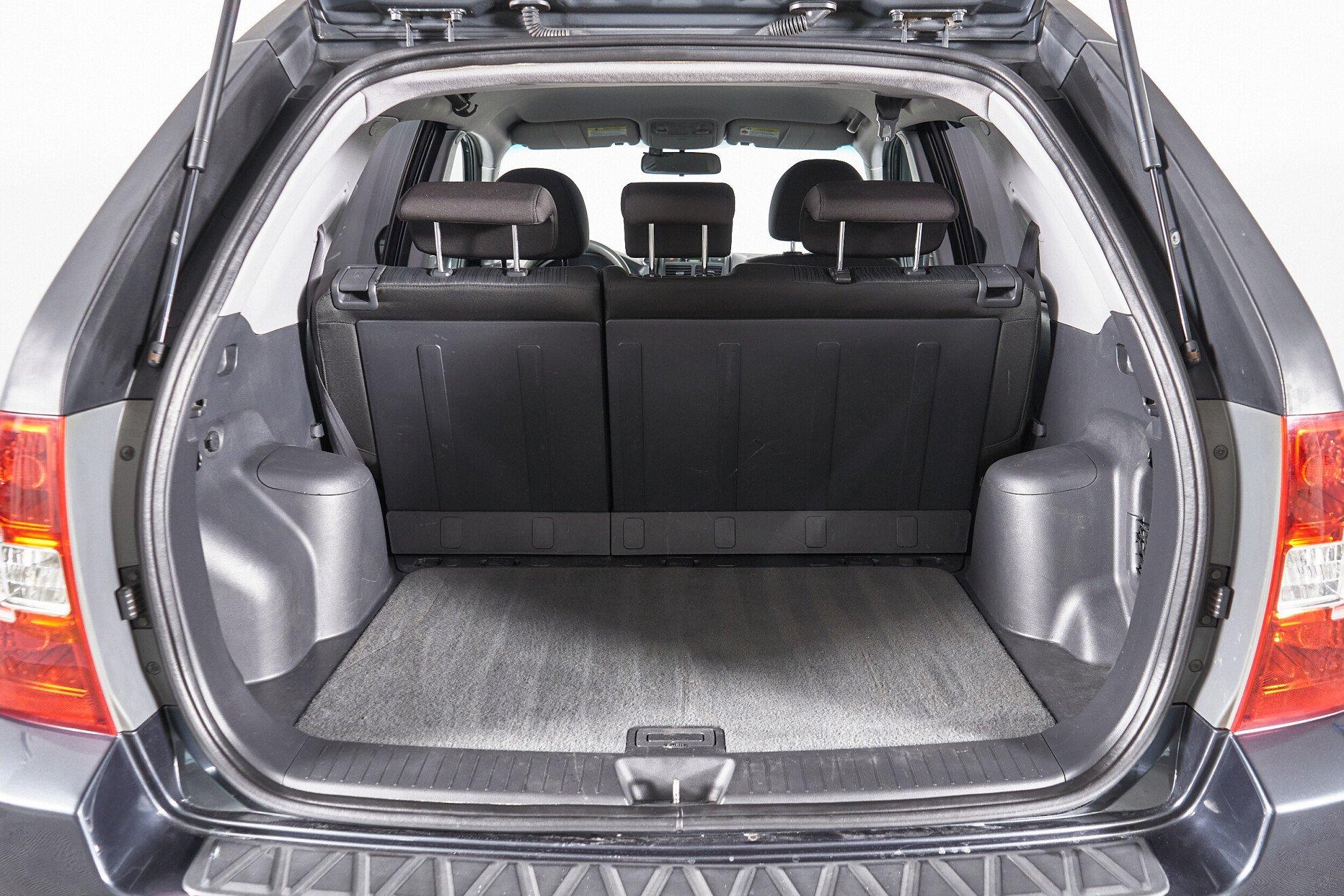 Kia Sportage 2010, серый