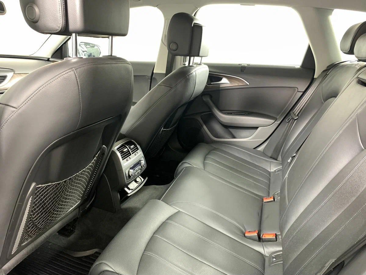 Audi A6 2017, серебряный