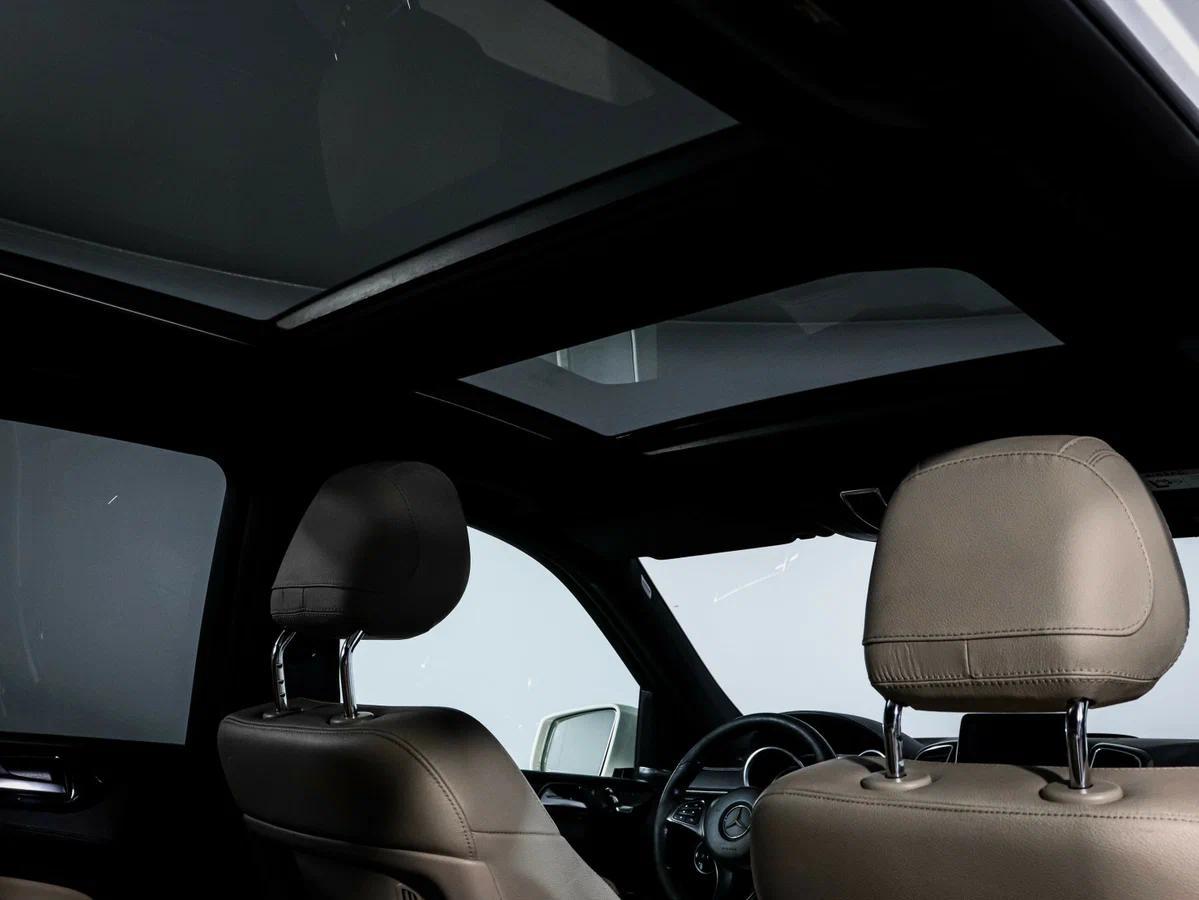 Mercedes-Benz GLE 2015, белый