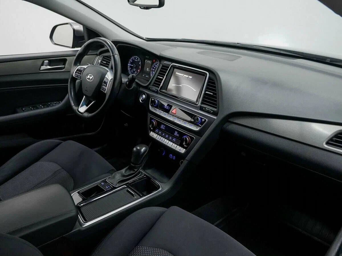 Hyundai Sonata 2019, серый