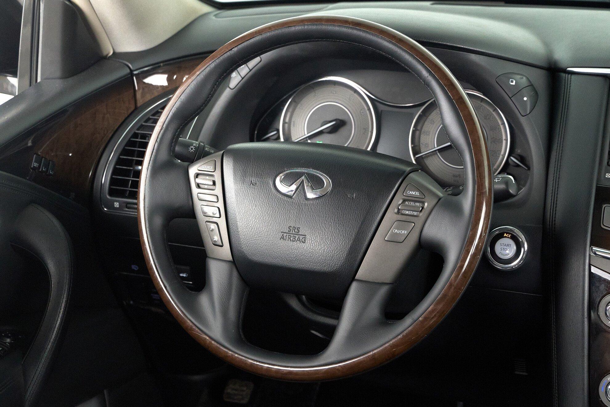 Infiniti QX80 2013, пурпурный