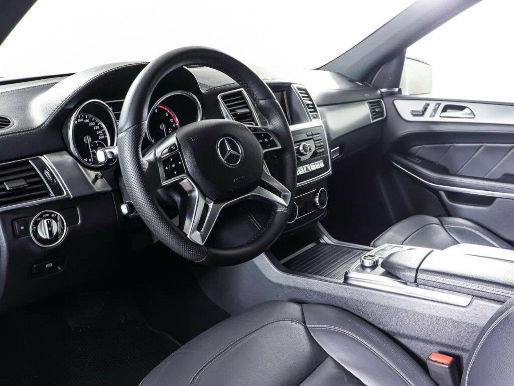 Mercedes-Benz GL-Класс 2014, белый