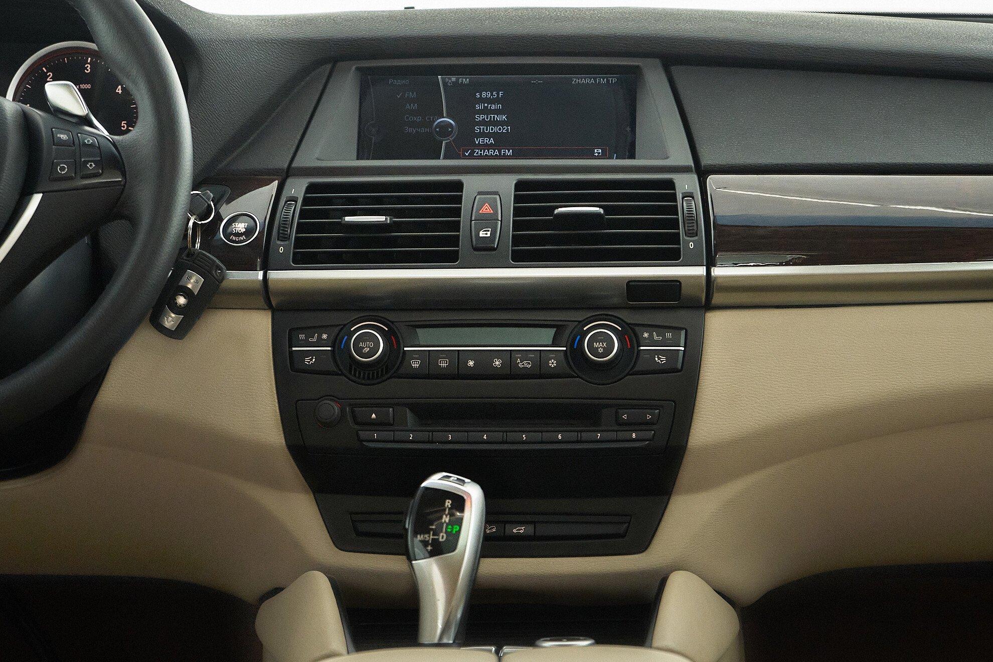 BMW X6 2010, черный
