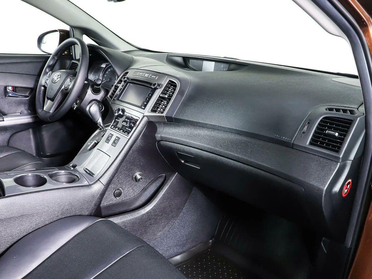 Toyota Venza 2015, коричневый