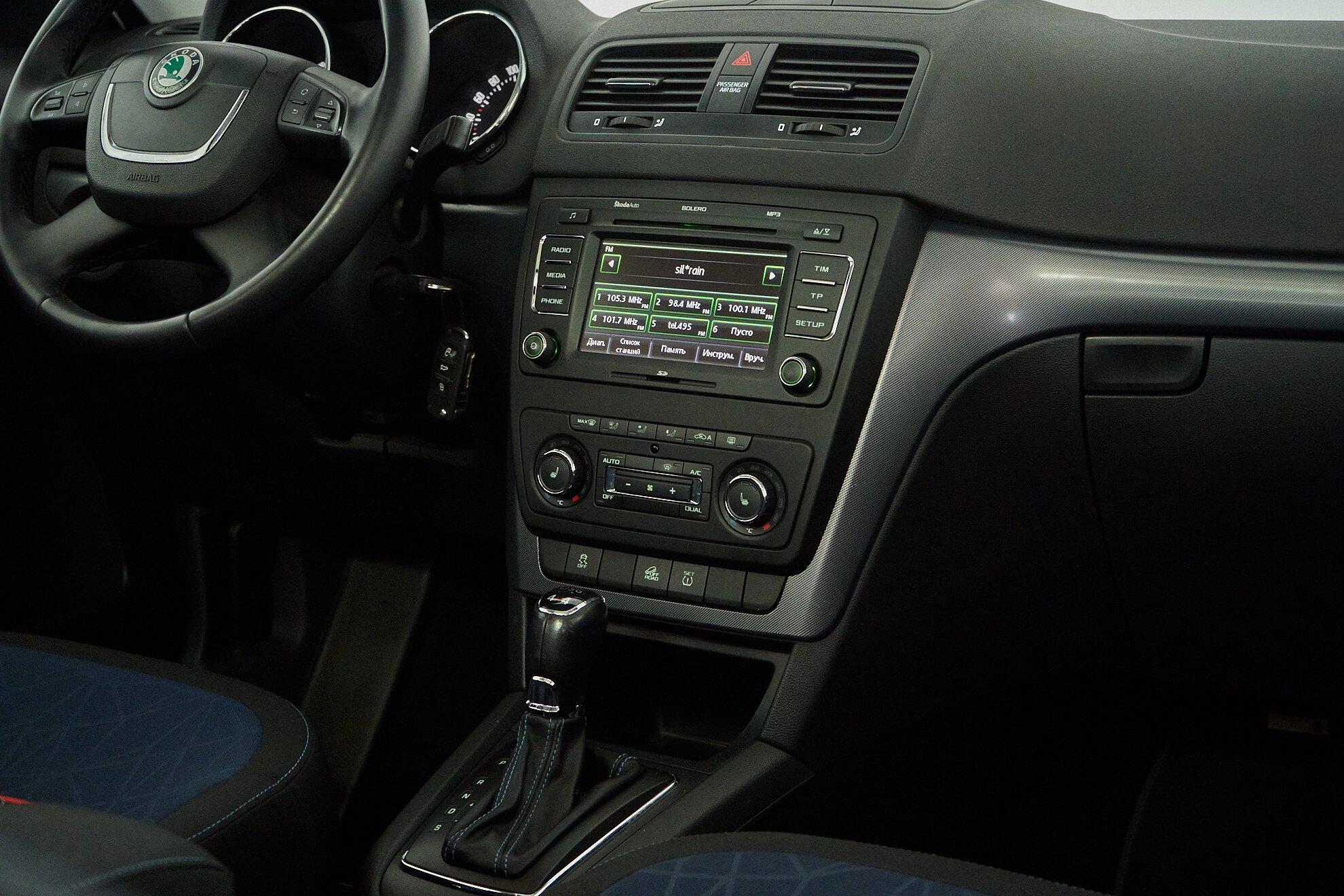 Skoda Yeti 2013, белый