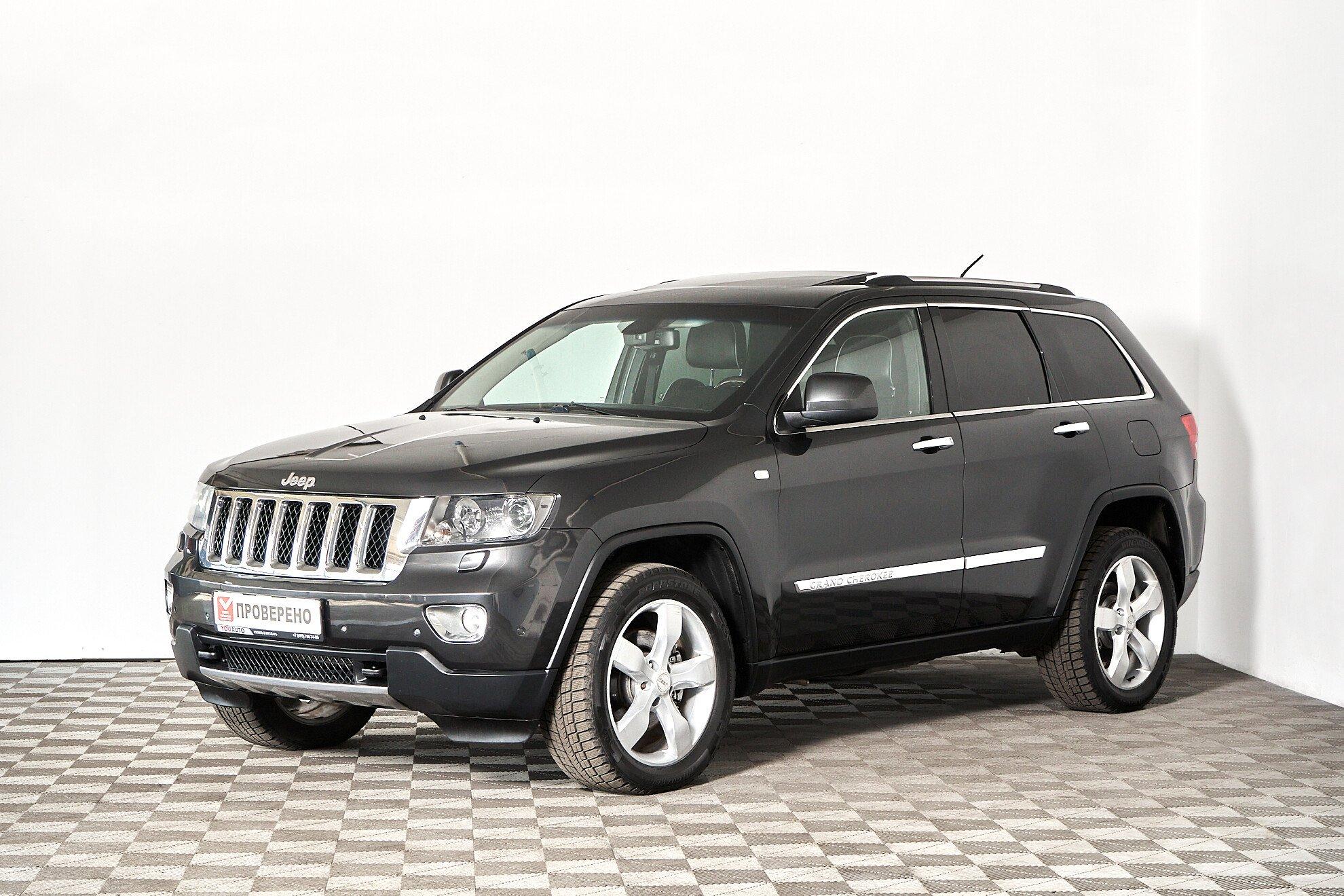 Jeep Grand Cherokee 2011, серый