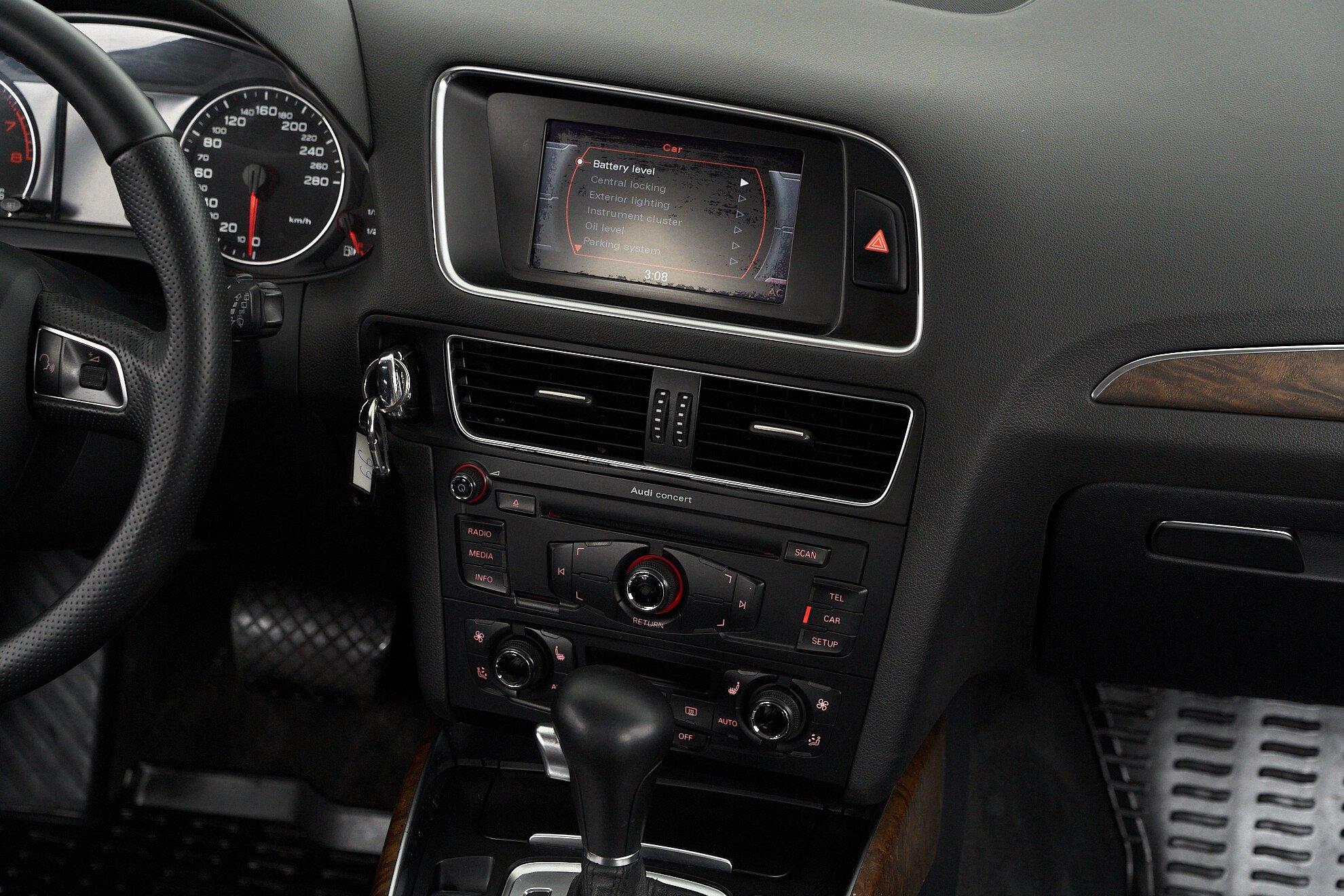 Audi Q5 2011, коричневый